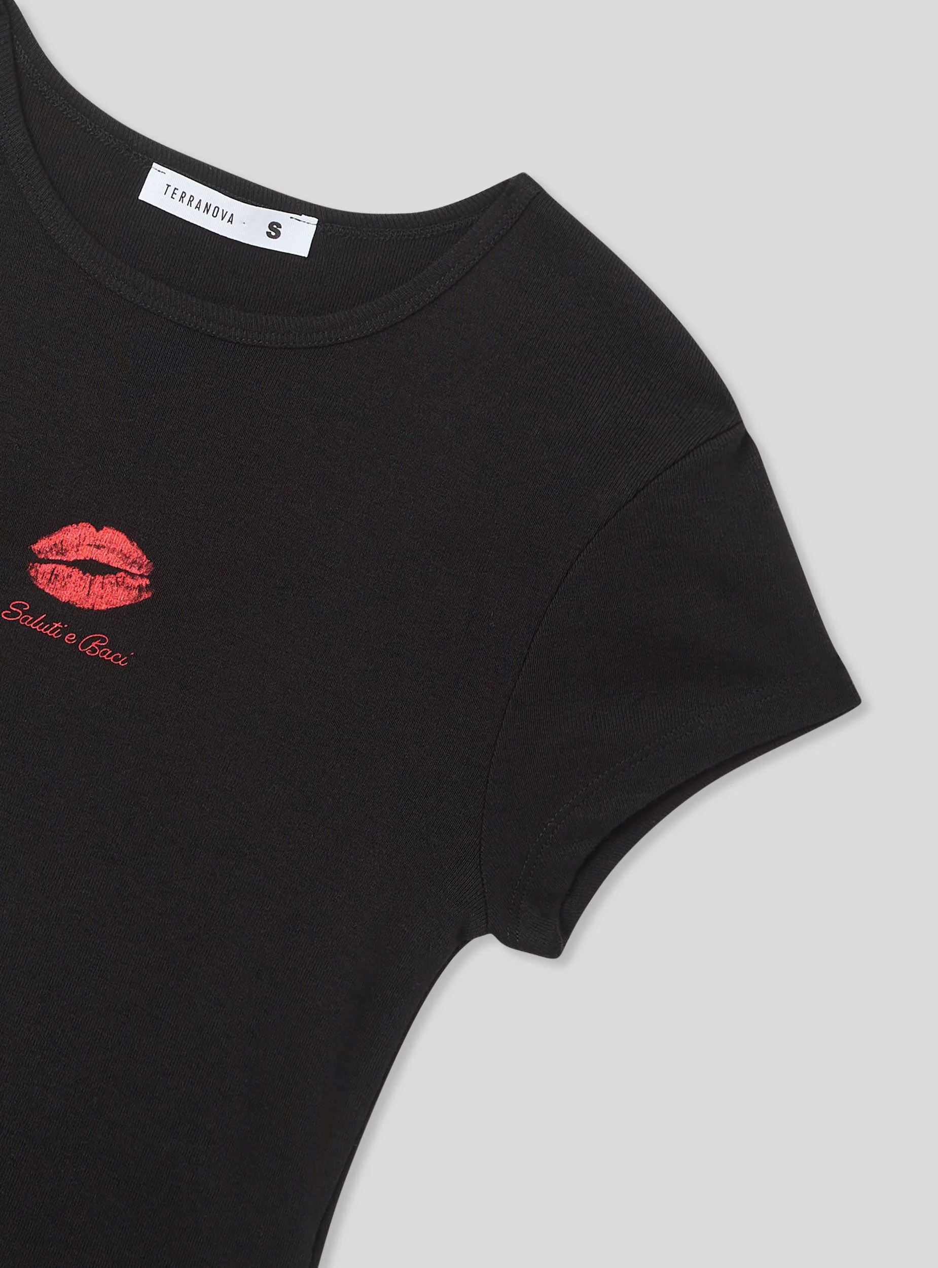 T-shirt crop con piccola stampa e scritta frontale - Image 6