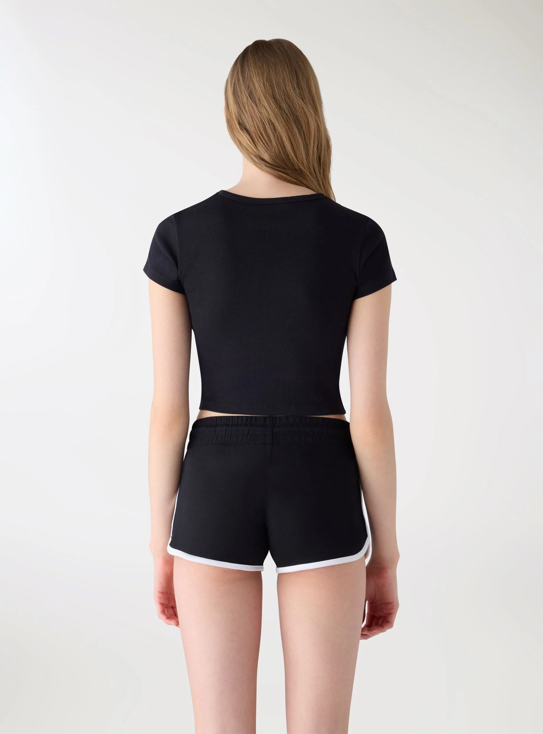 T-shirt crop con scritta college - Image 3
