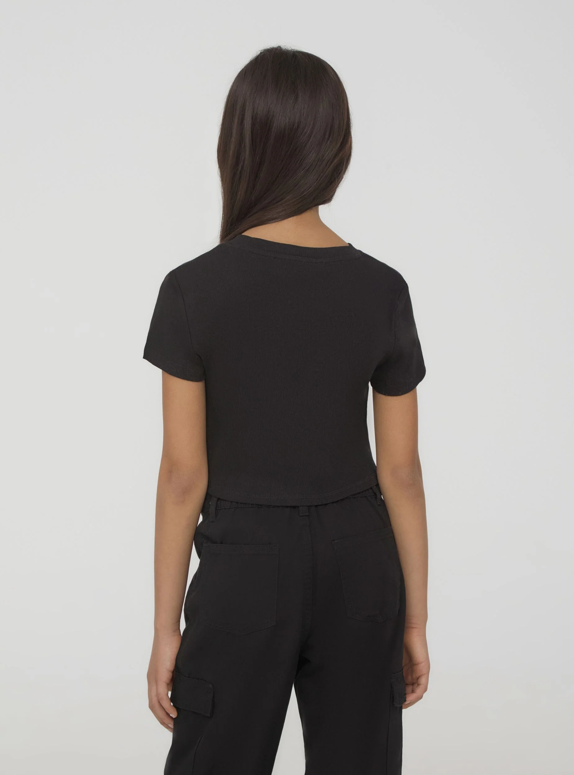 T-shirt crop con scritta ricamata e cuoricino - Image 2