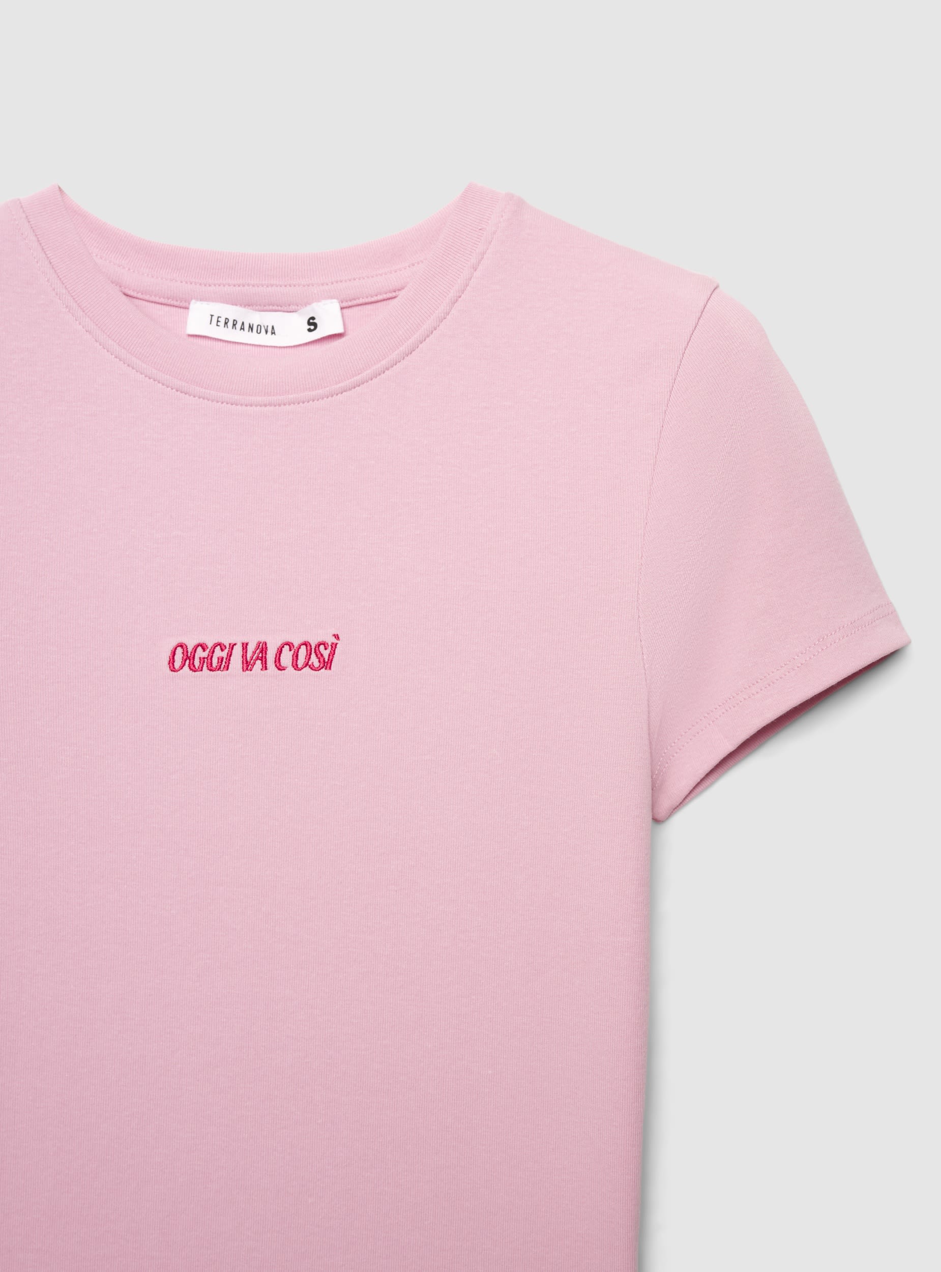 T-shirt crop con scritta ricamo - Image 7