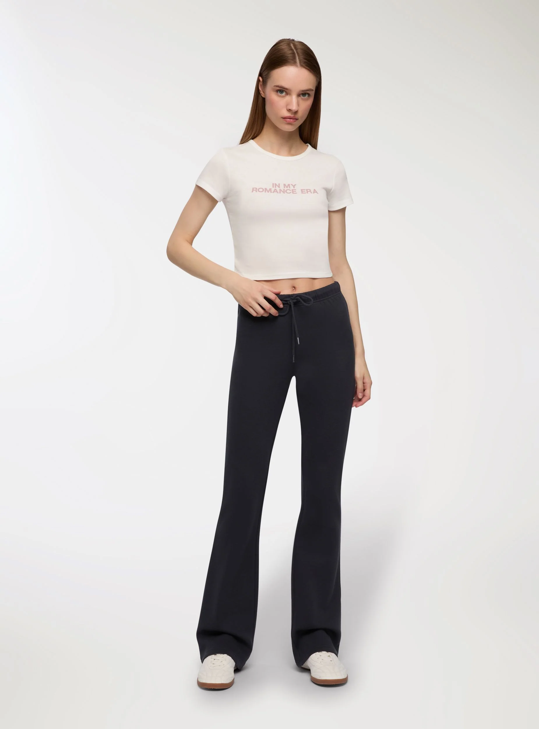 T-shirt crop con scritta simpatica - Image 3