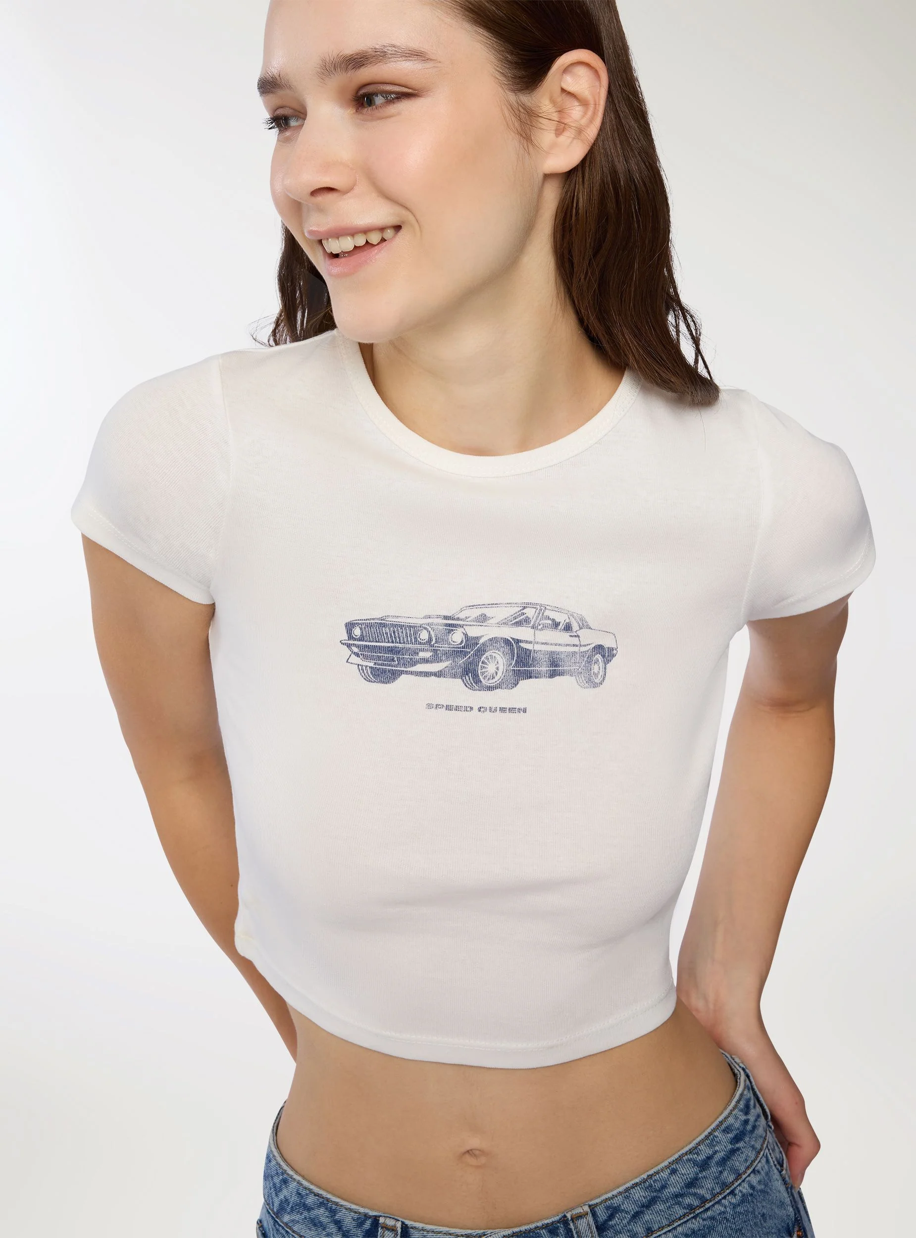 T-shirt crop con stampa auto - Image 3