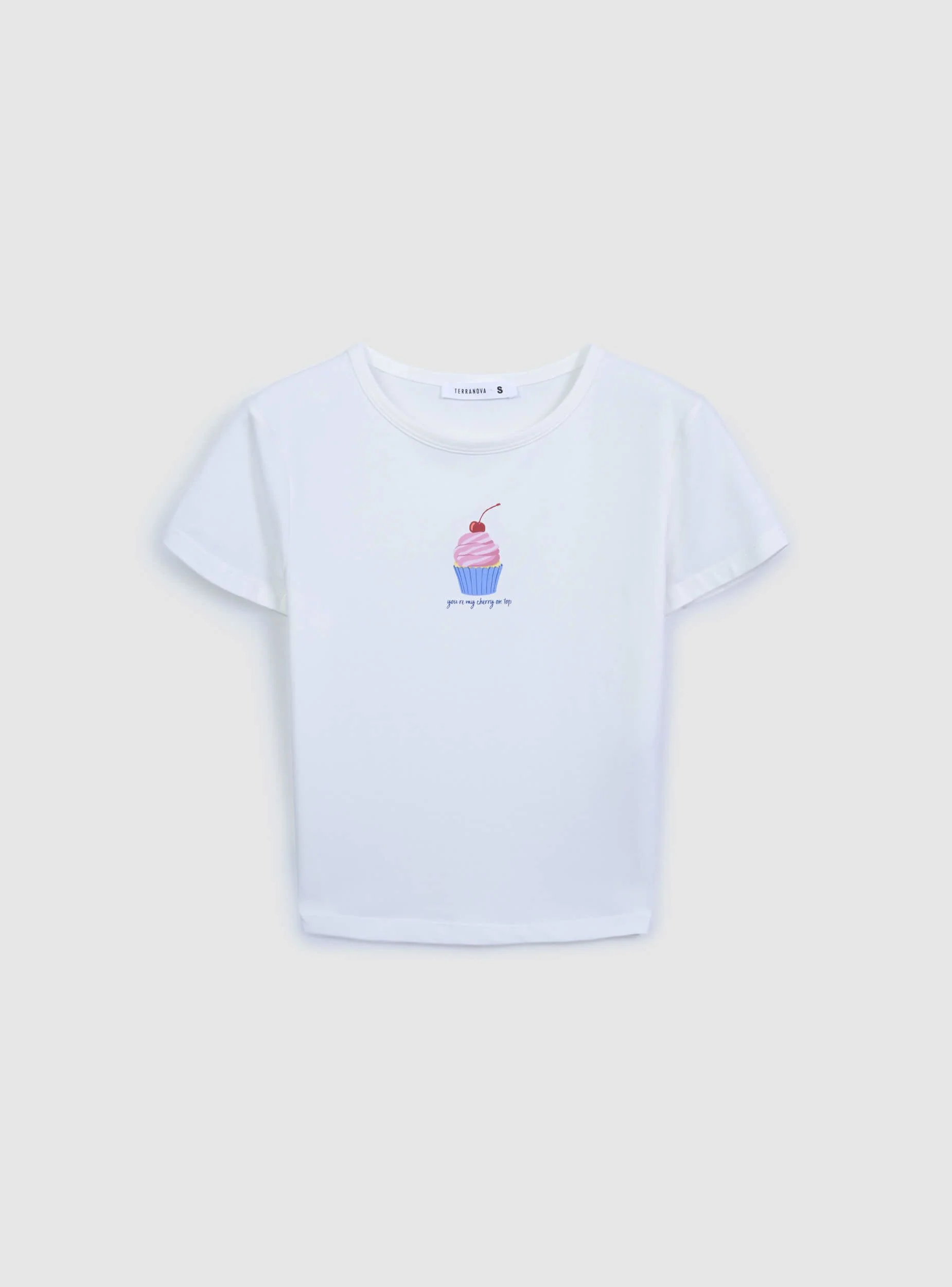 T-shirt crop con stampa cupcake e scritta - Image 5