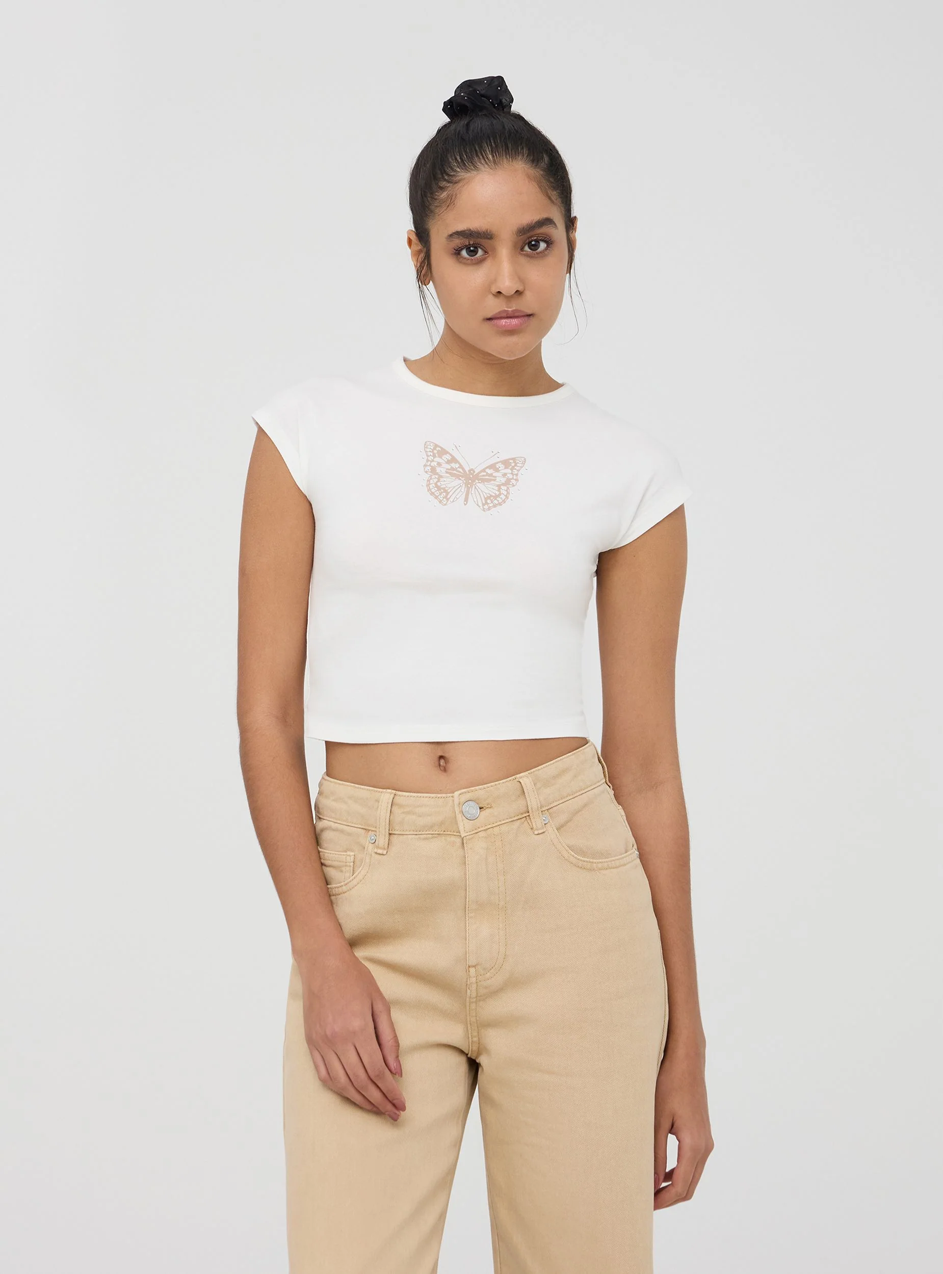 T-shirt crop con stampa farfalla e applicazioni - Image 3