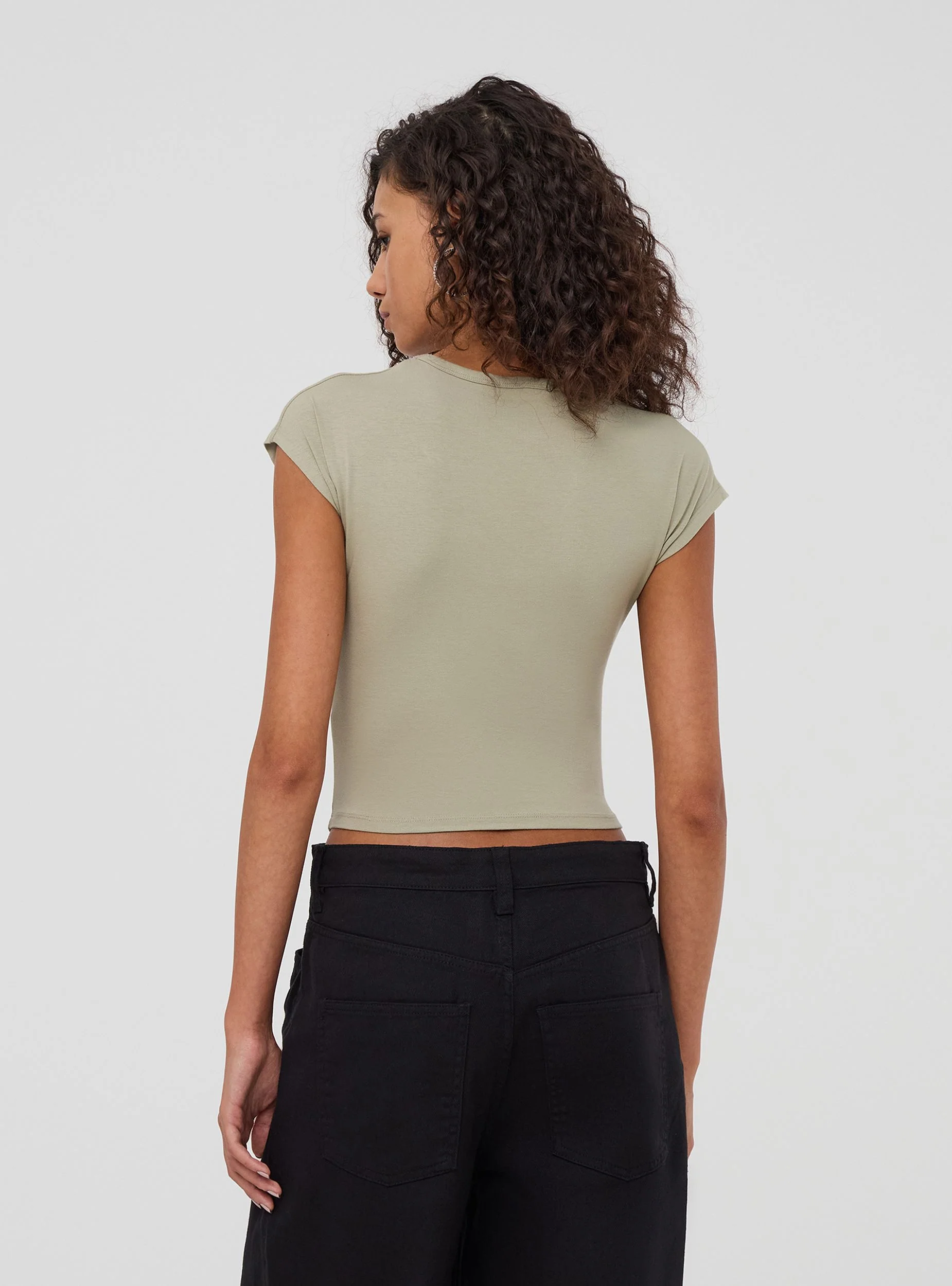 T-shirt crop con stampa farfalla e applicazioni - Image 3