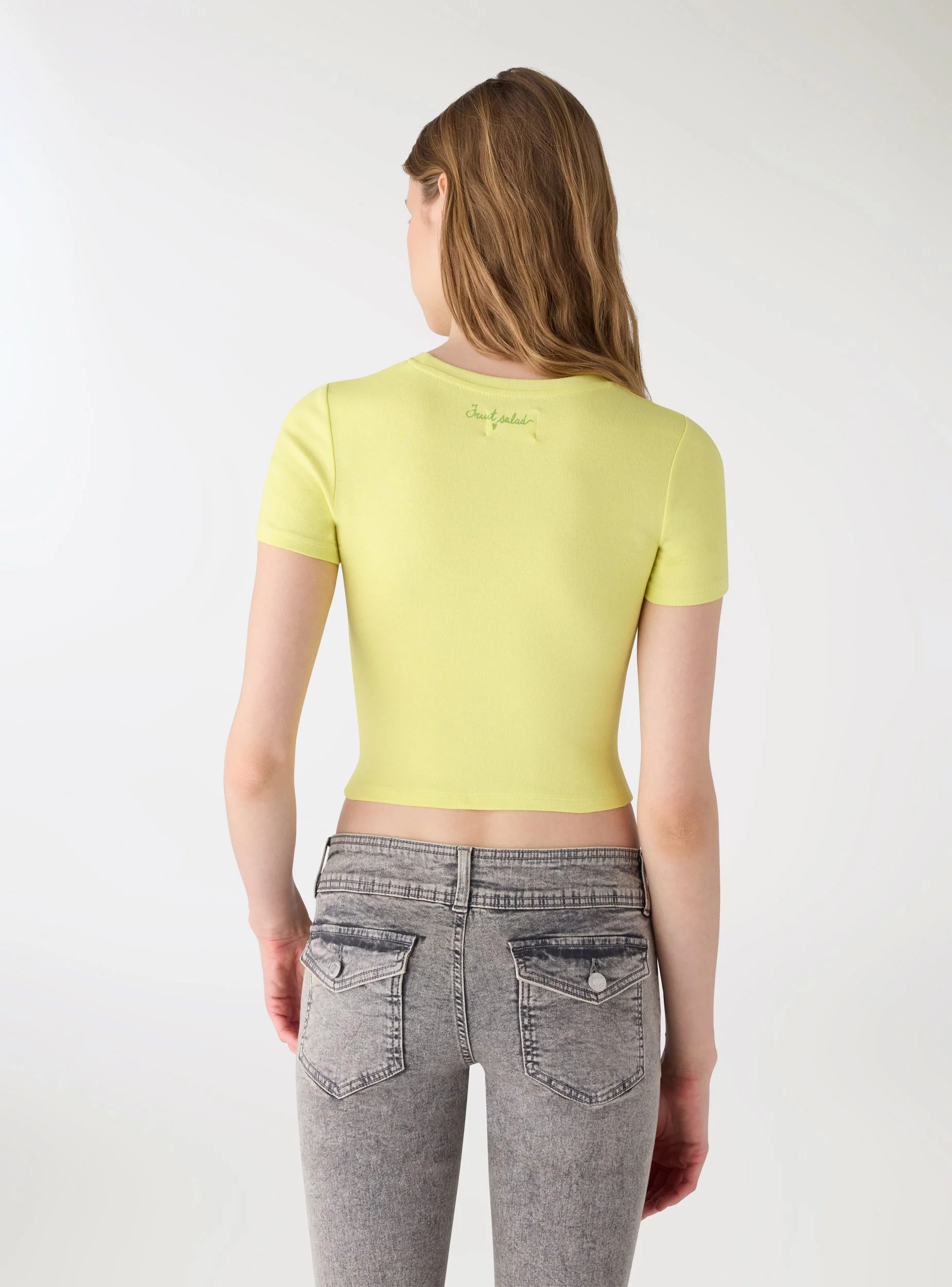 T-shirt crop con stampa kiwi - Image 3