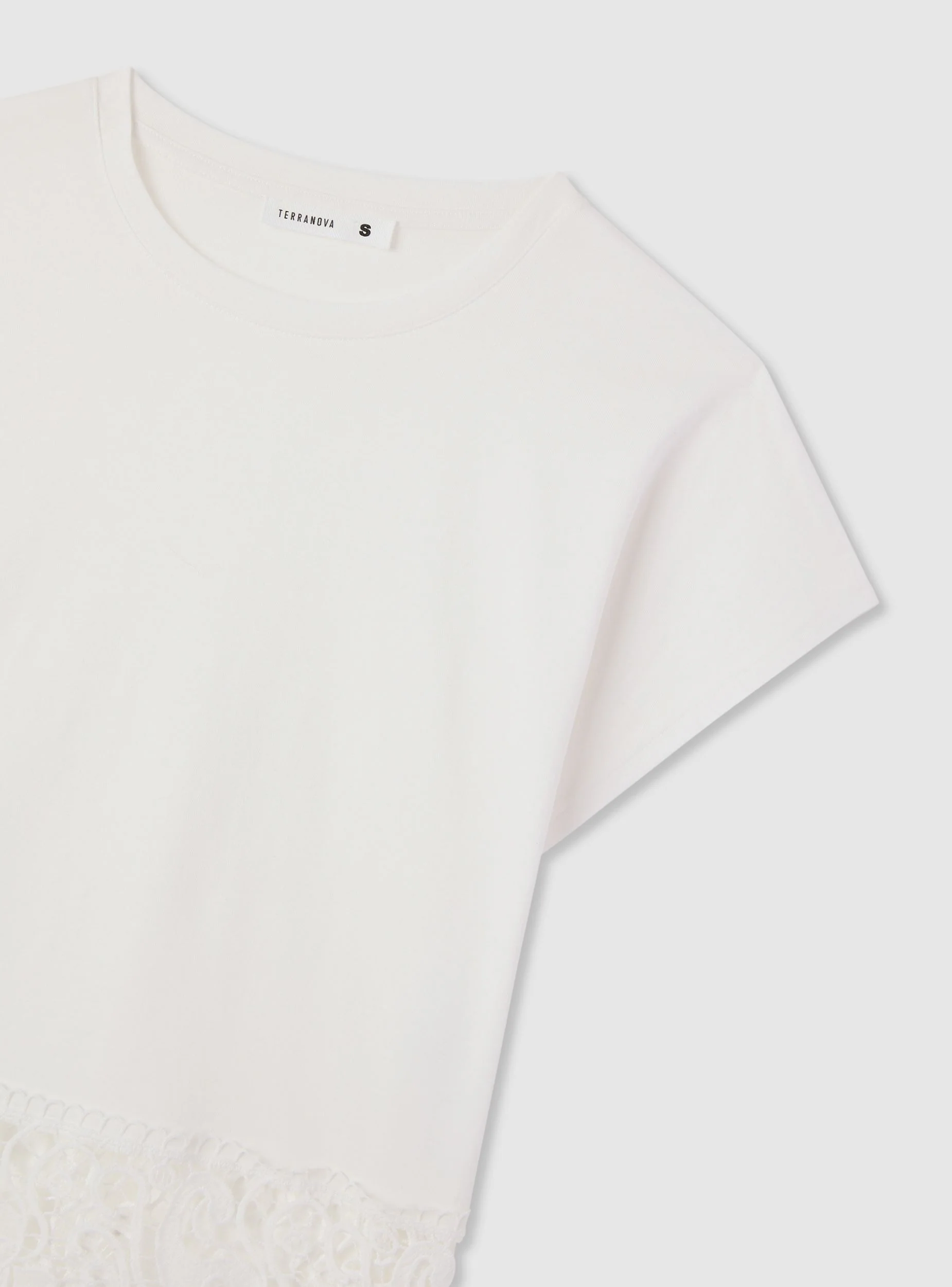 T-shirt crop fondo passamaneria macramè - Image 6