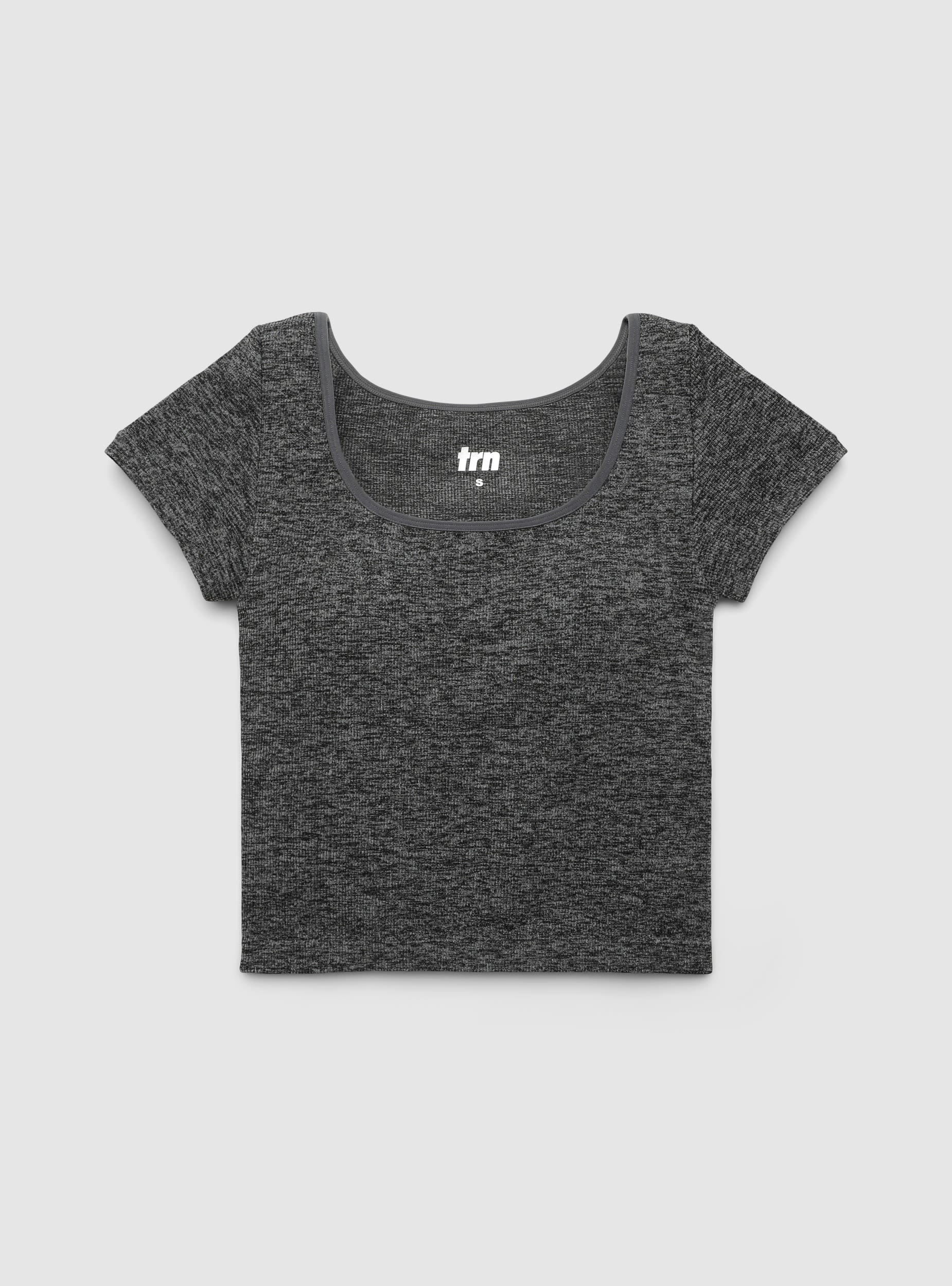 T-shirt crop sportiva con coppe interne - Image 4
