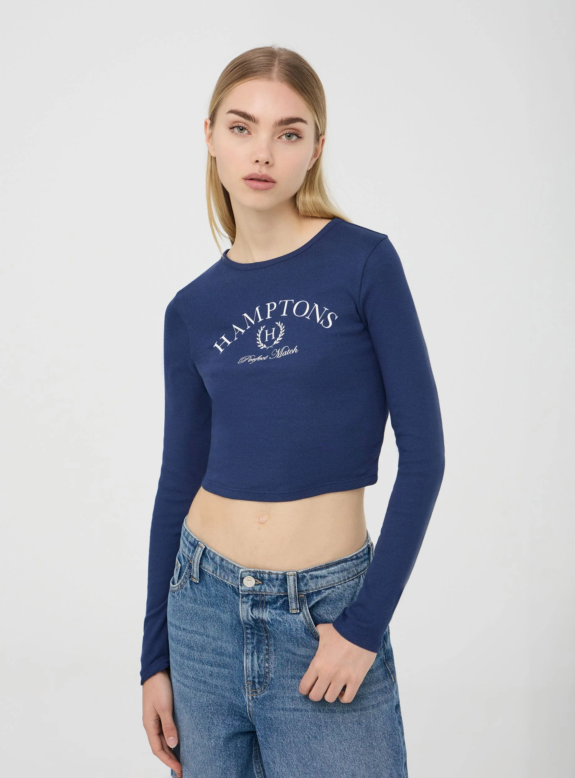 T-shirt crop stampa college - Image 3