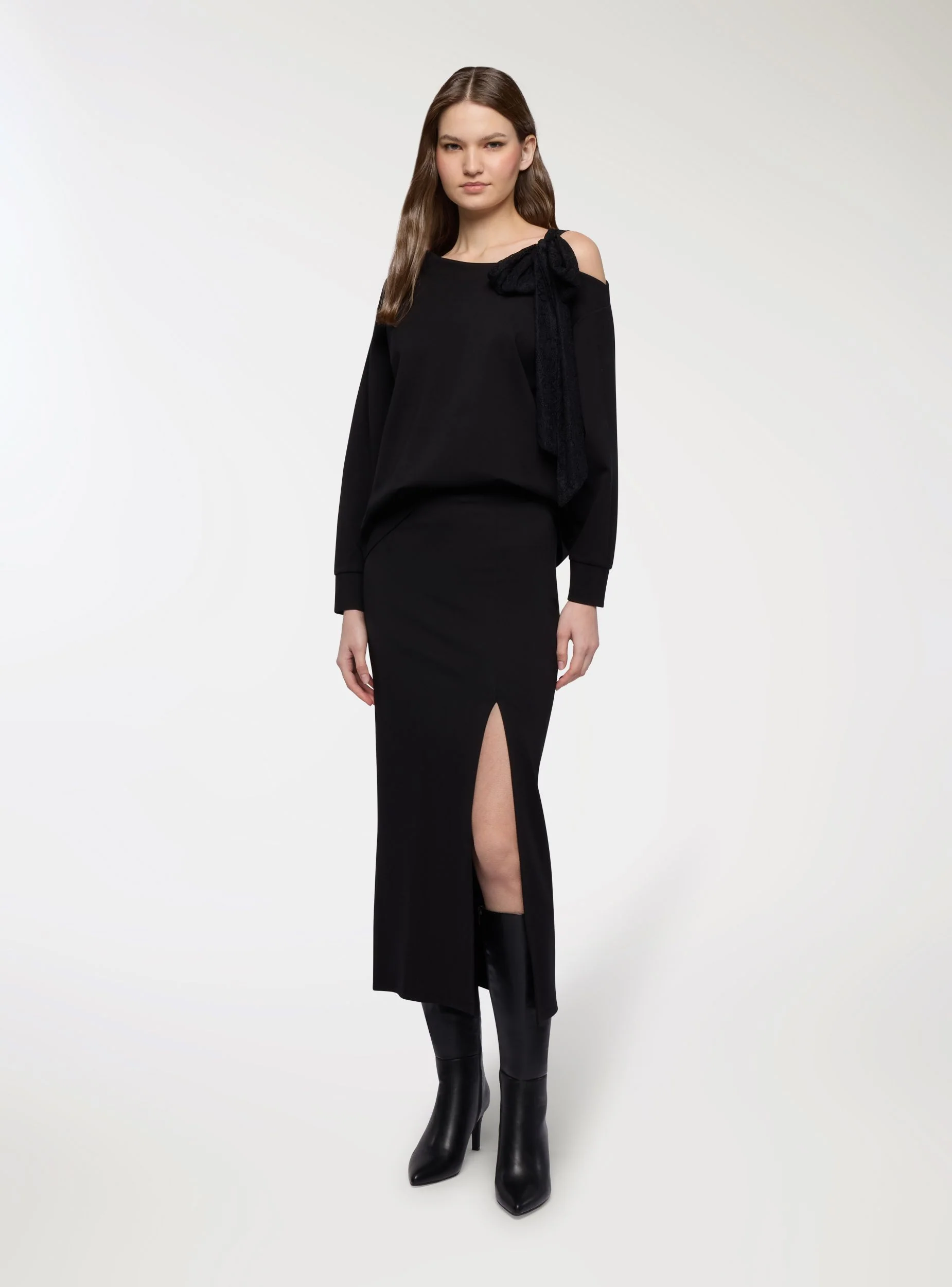 T-shirt cut out fiocco in pizzo - Image 3