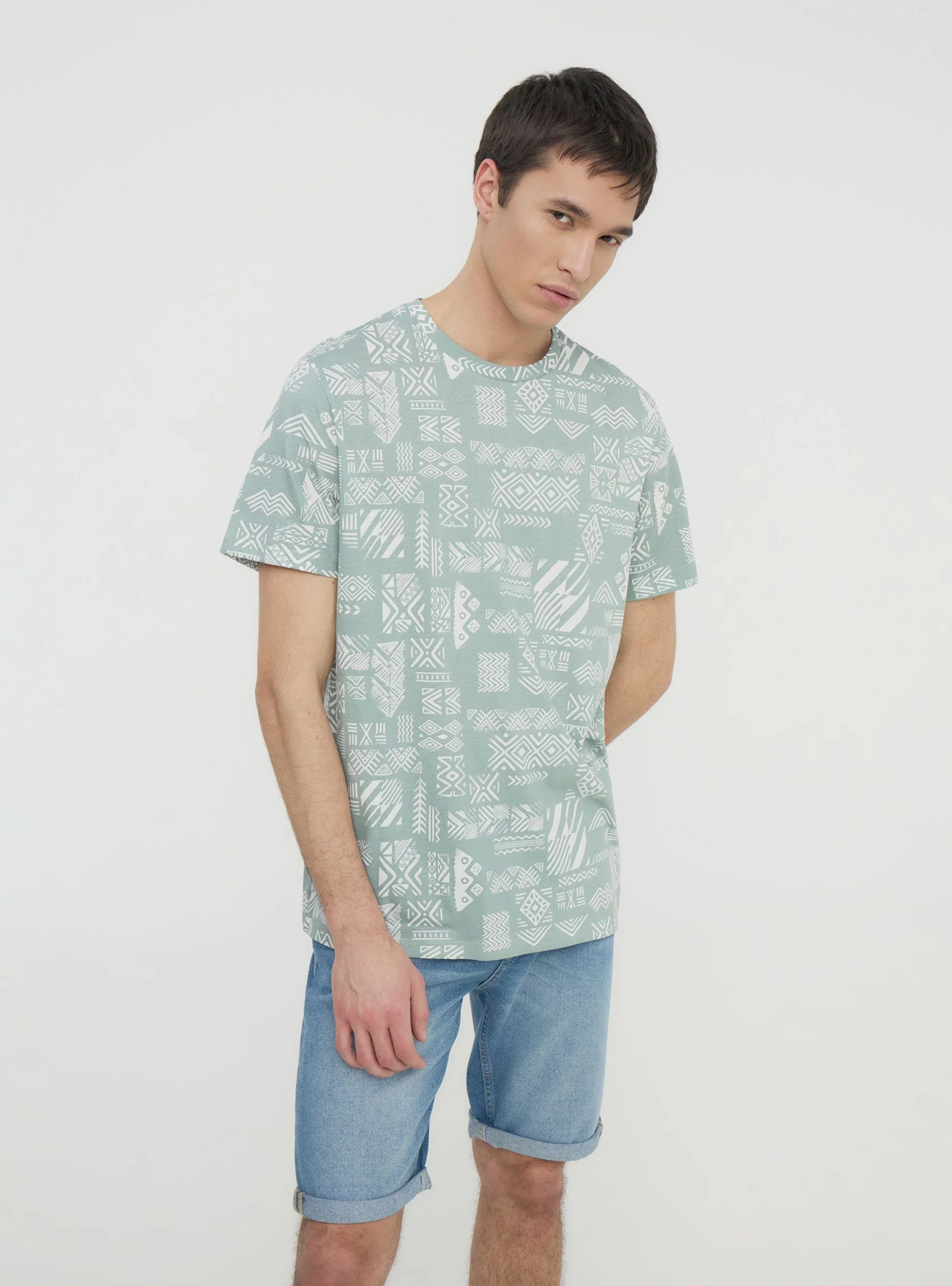 T-shirt fantasia etnica - Image 7