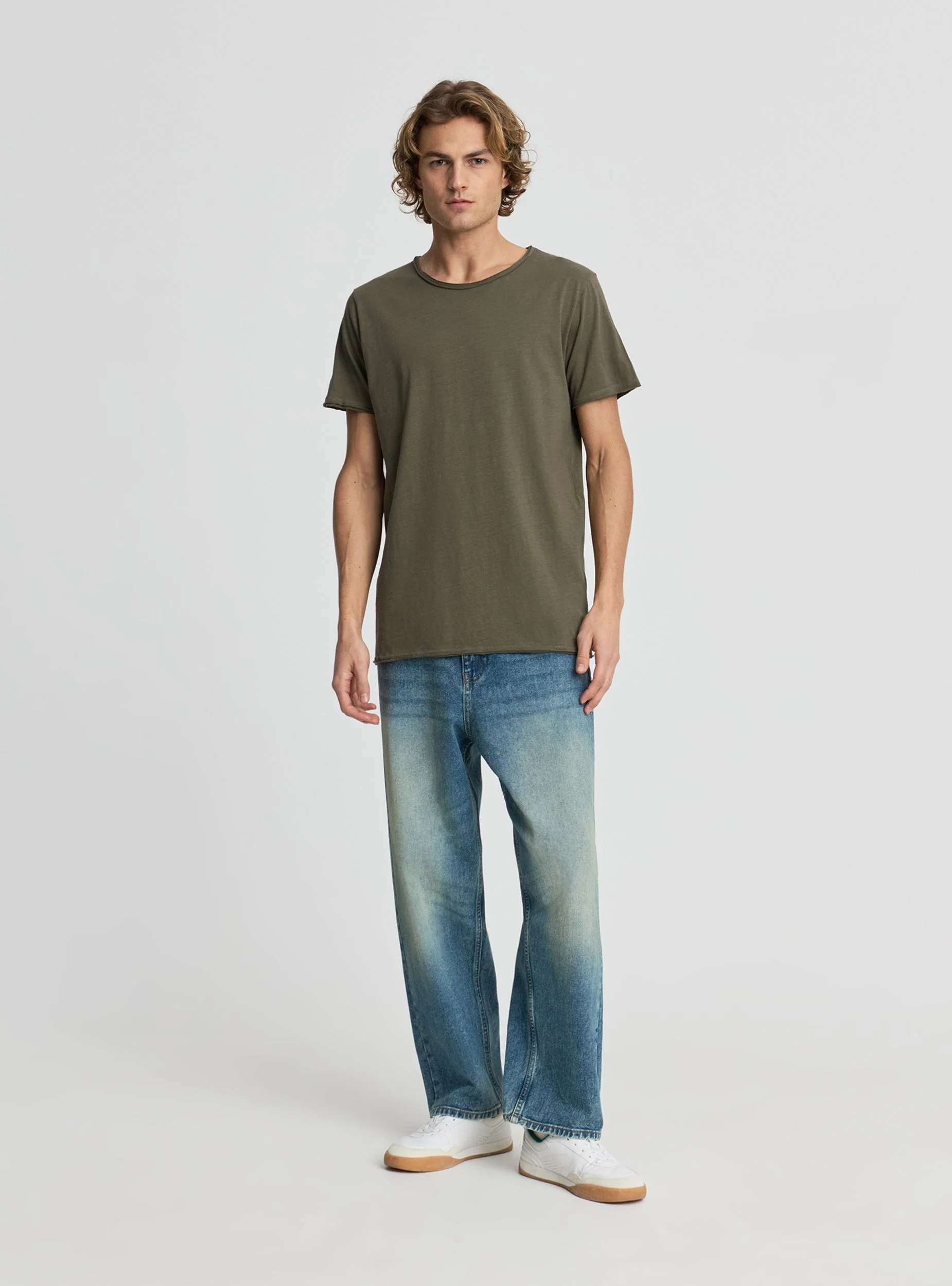 T-shirt girocollo taglia vivo