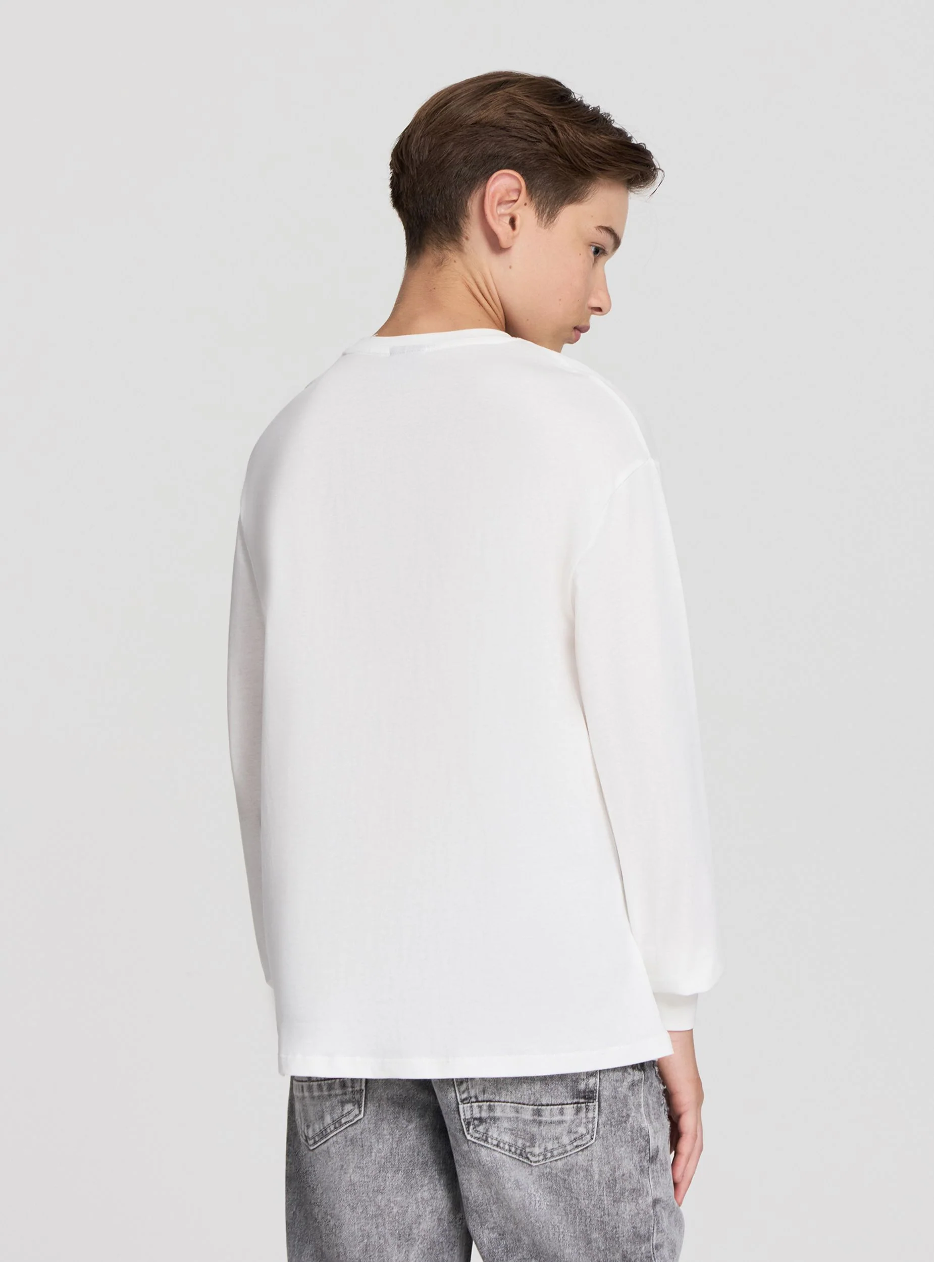 T-shirt maniche lunghe con stampa orso e scritta - Image 3