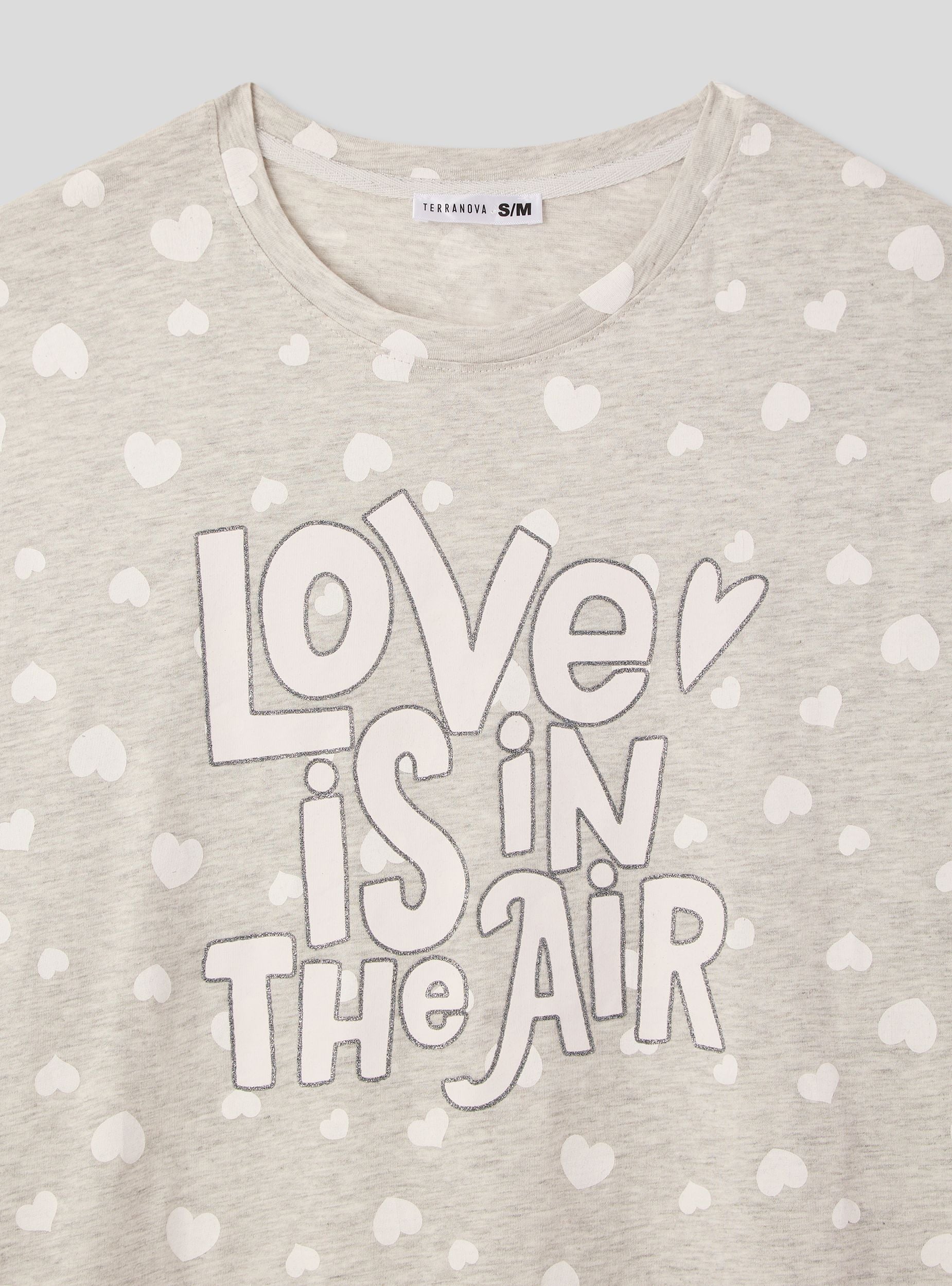 T-shirt over pigiama con cuori e scritta - Image 5