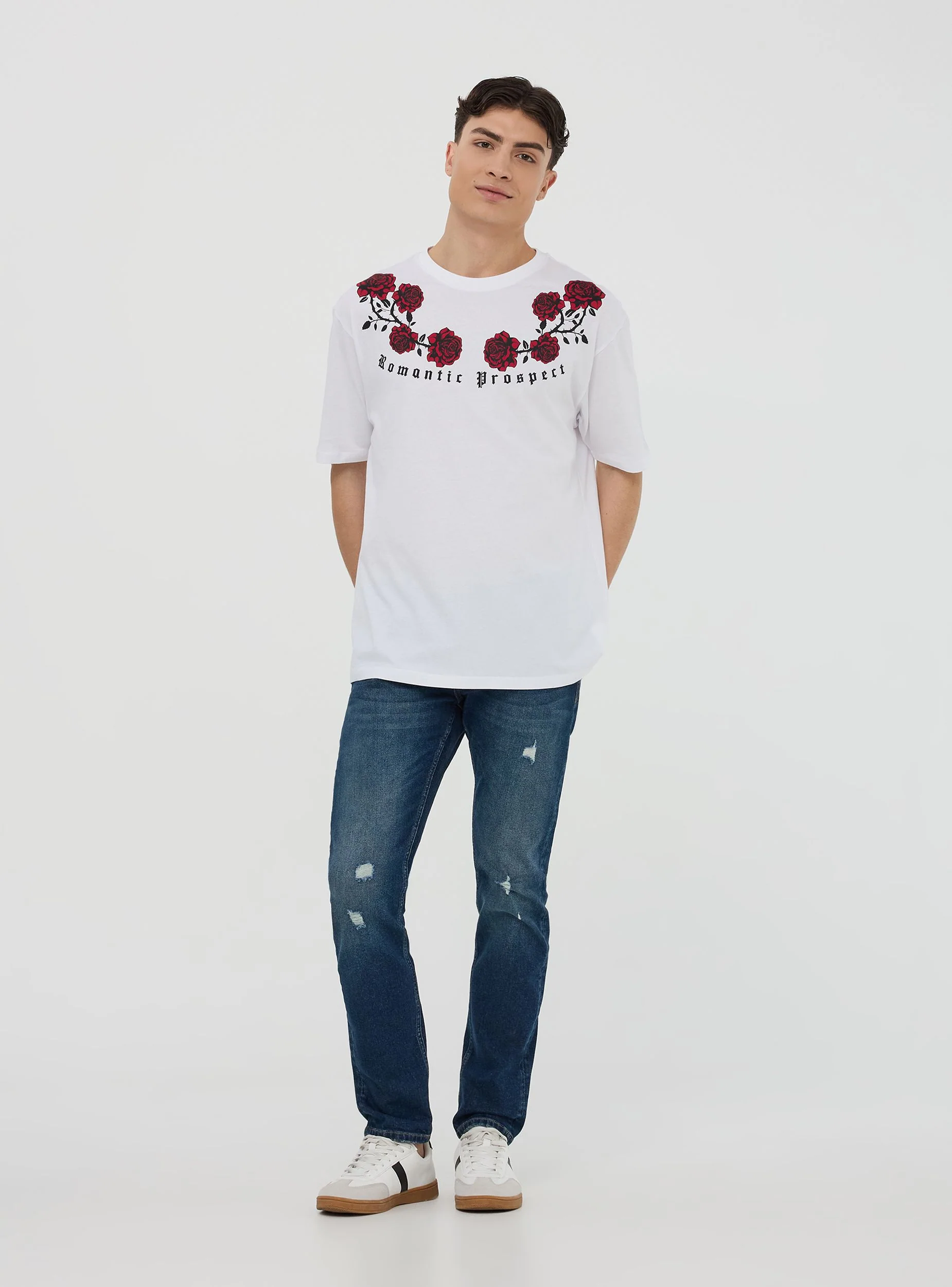 T-shirt oversize con stampa rose - Image 2