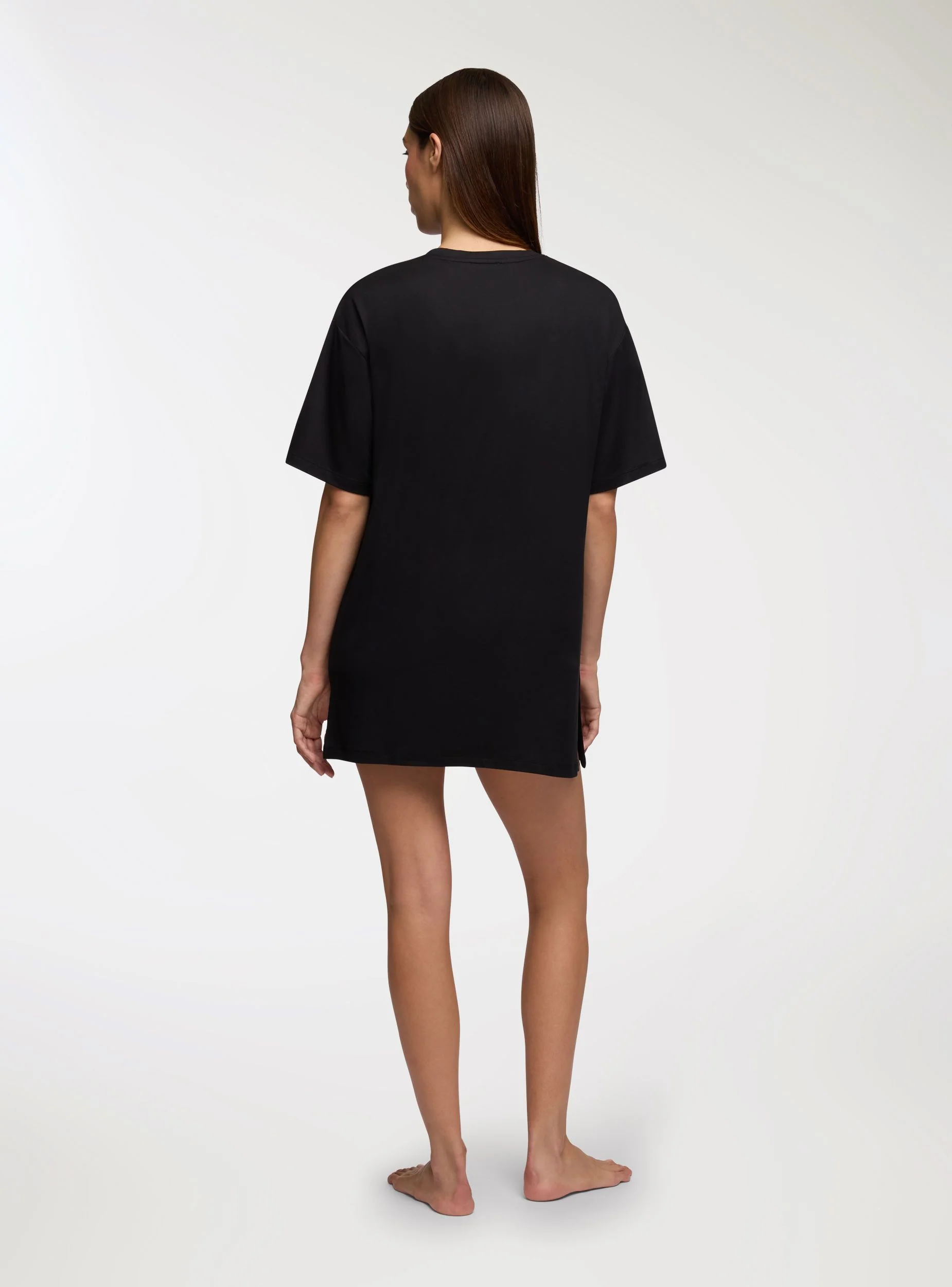 T-shirt pigiama maxi con spacchi e cuore - Image 3