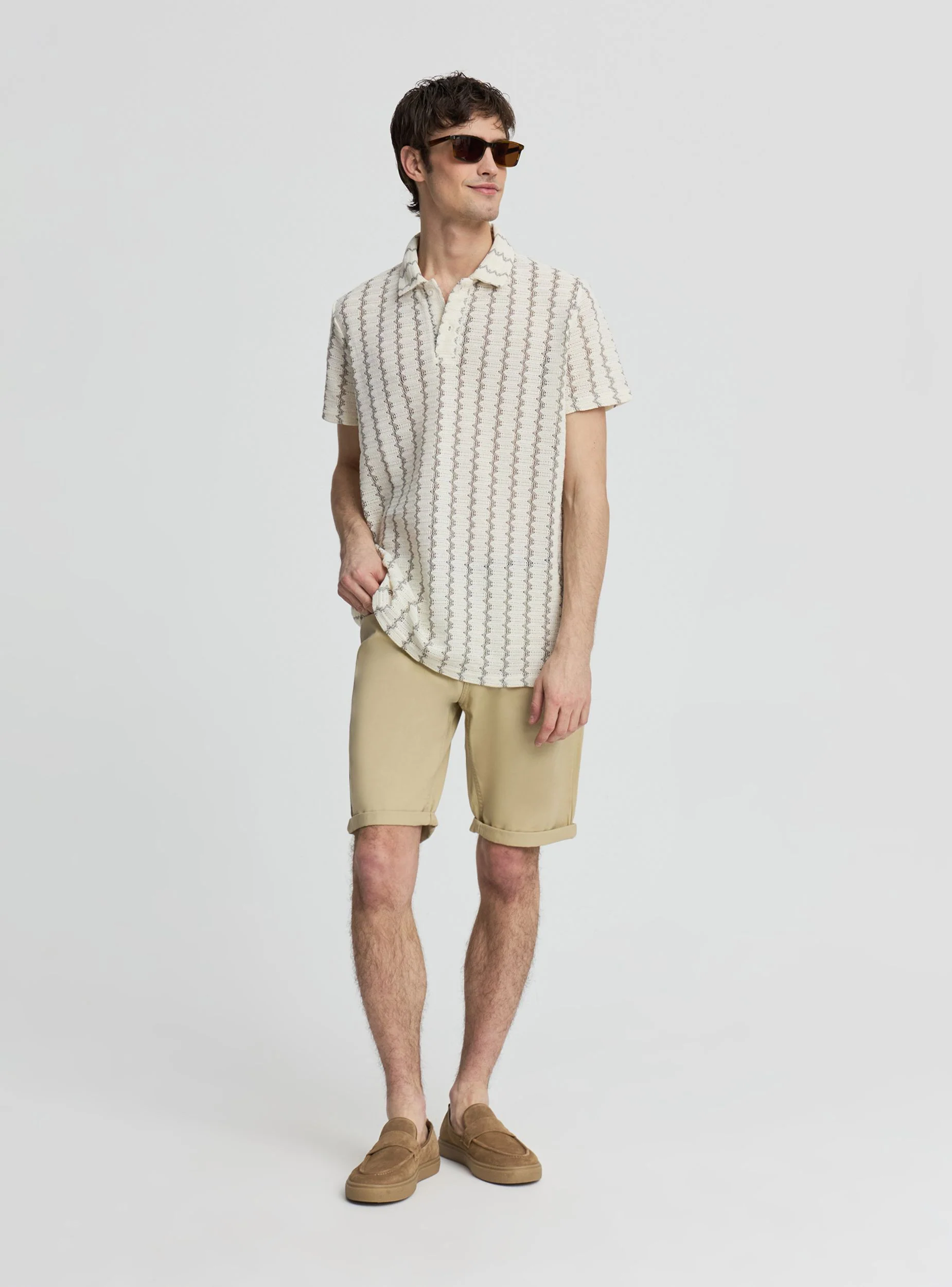 T-shirt polo a righe zig zag