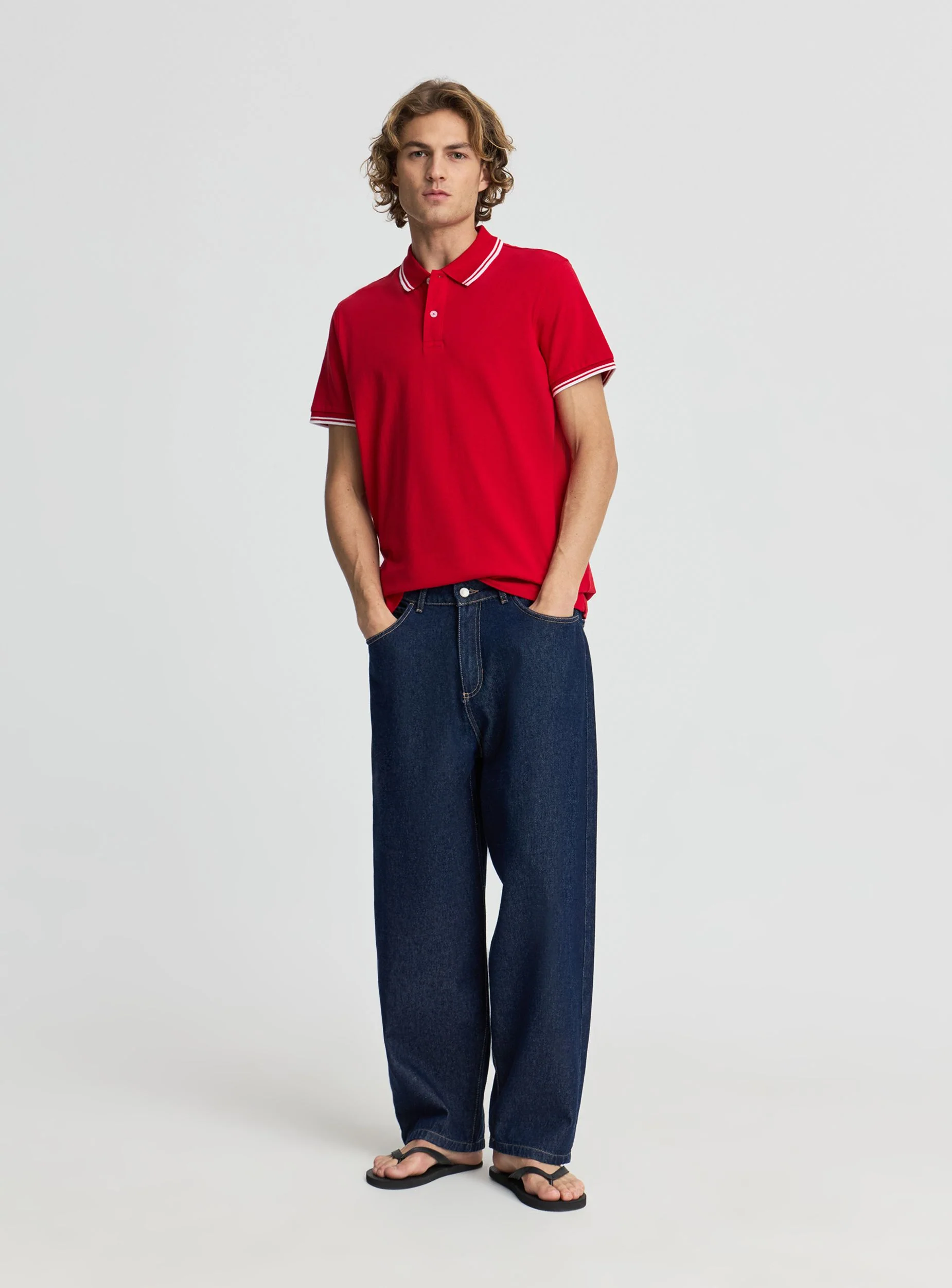T-shirt polo con profili a contrasto
