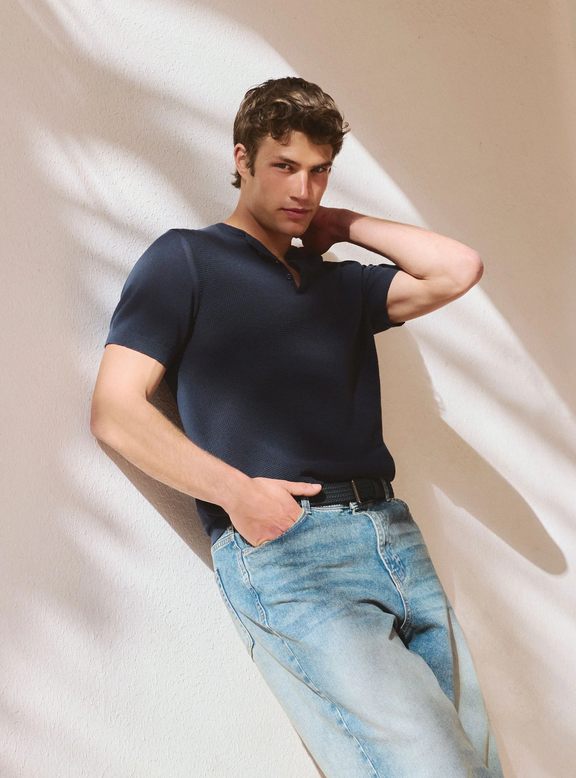 T-shirt serafino in maglia lavorata - Image 8