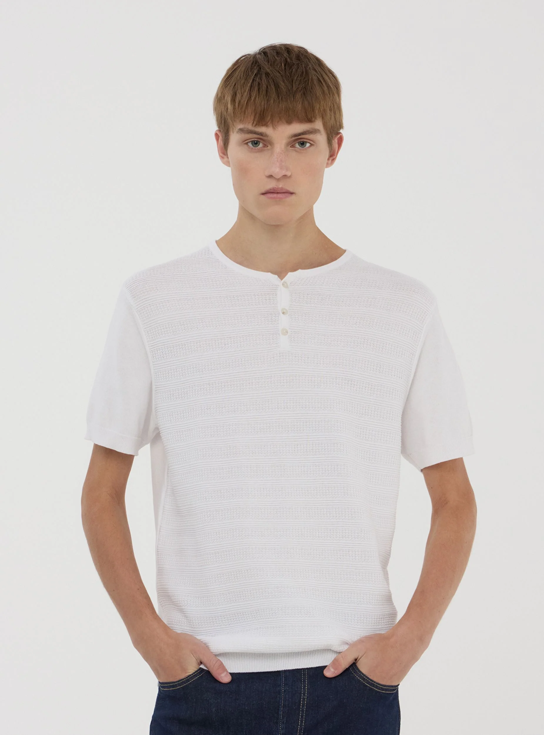 T-shirt serafino in maglia - Image 2