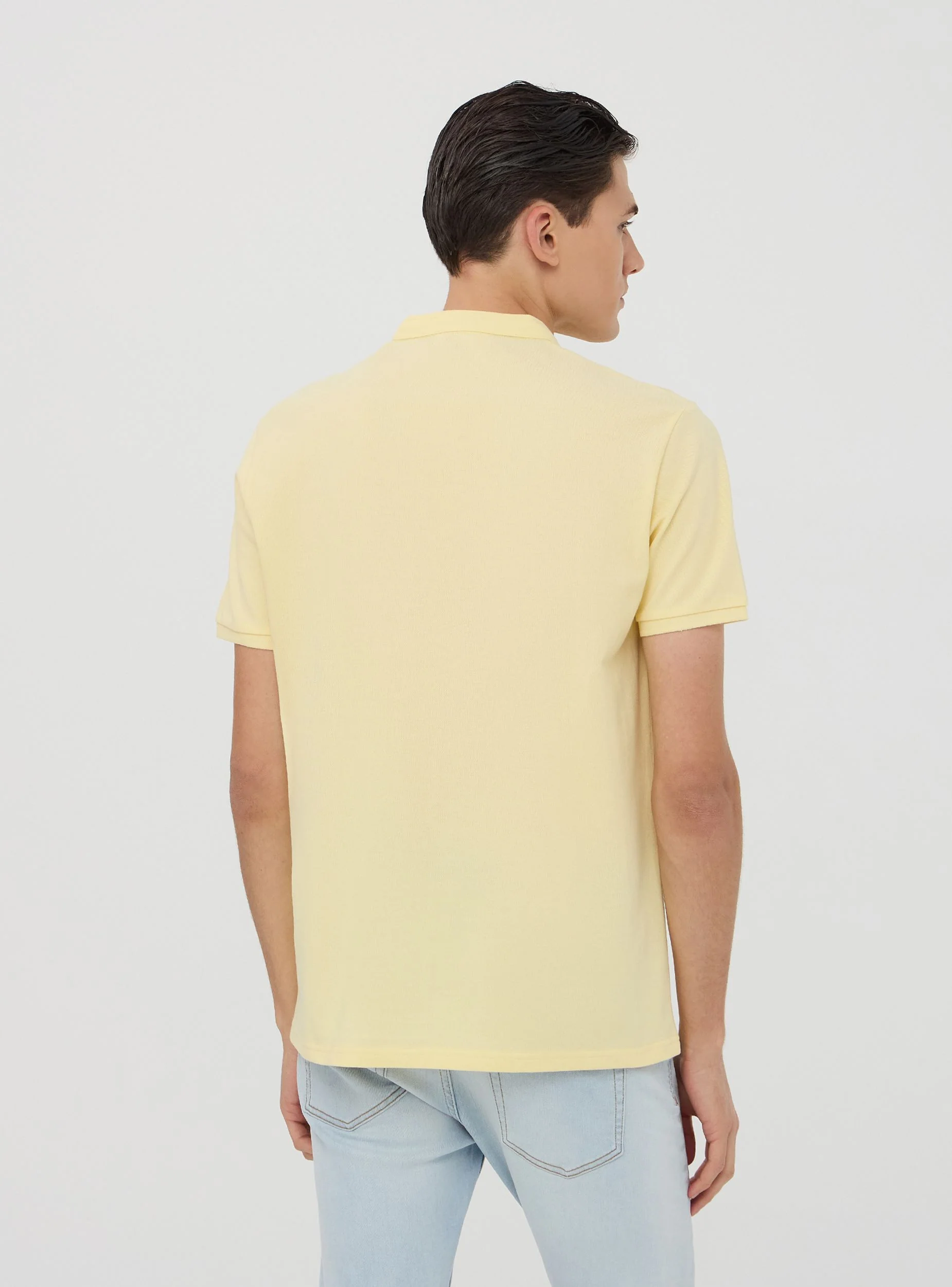 T-shirt serafino in piquet con collo coreana - Image 3