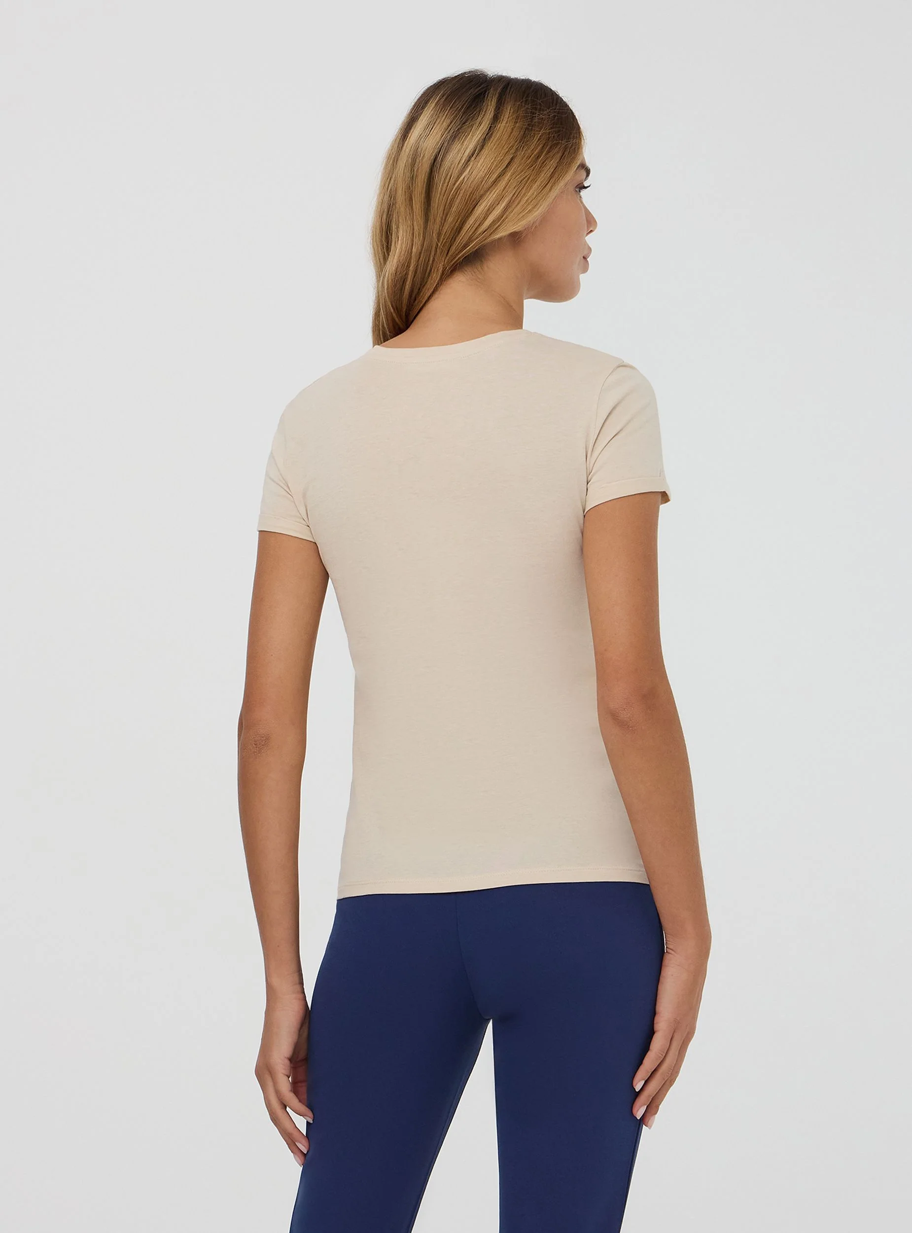 T-shirt slim fit con stampa fiori - Image 2