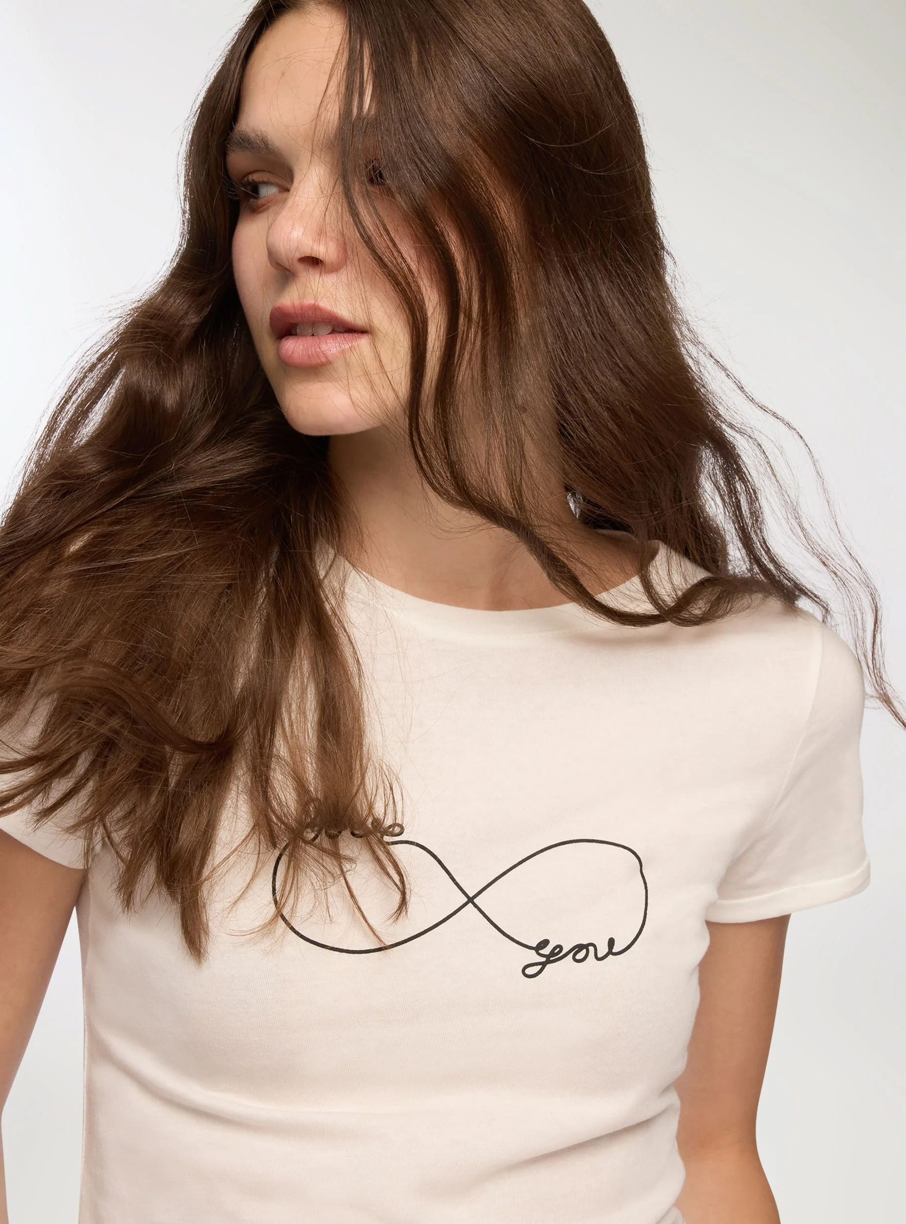 T-shirt slim fit con stampa infinito