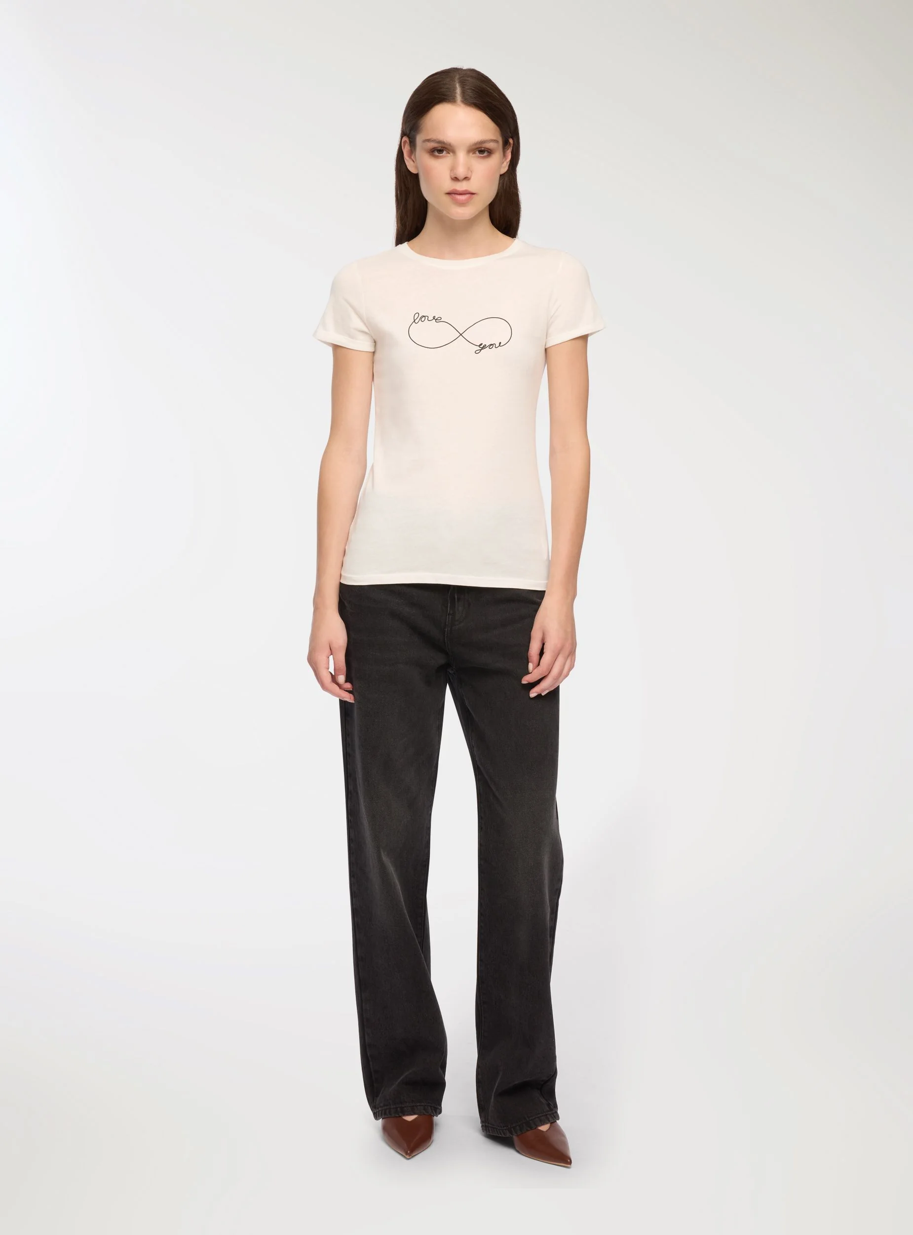 T-shirt slim fit con stampa infinito - Image 4