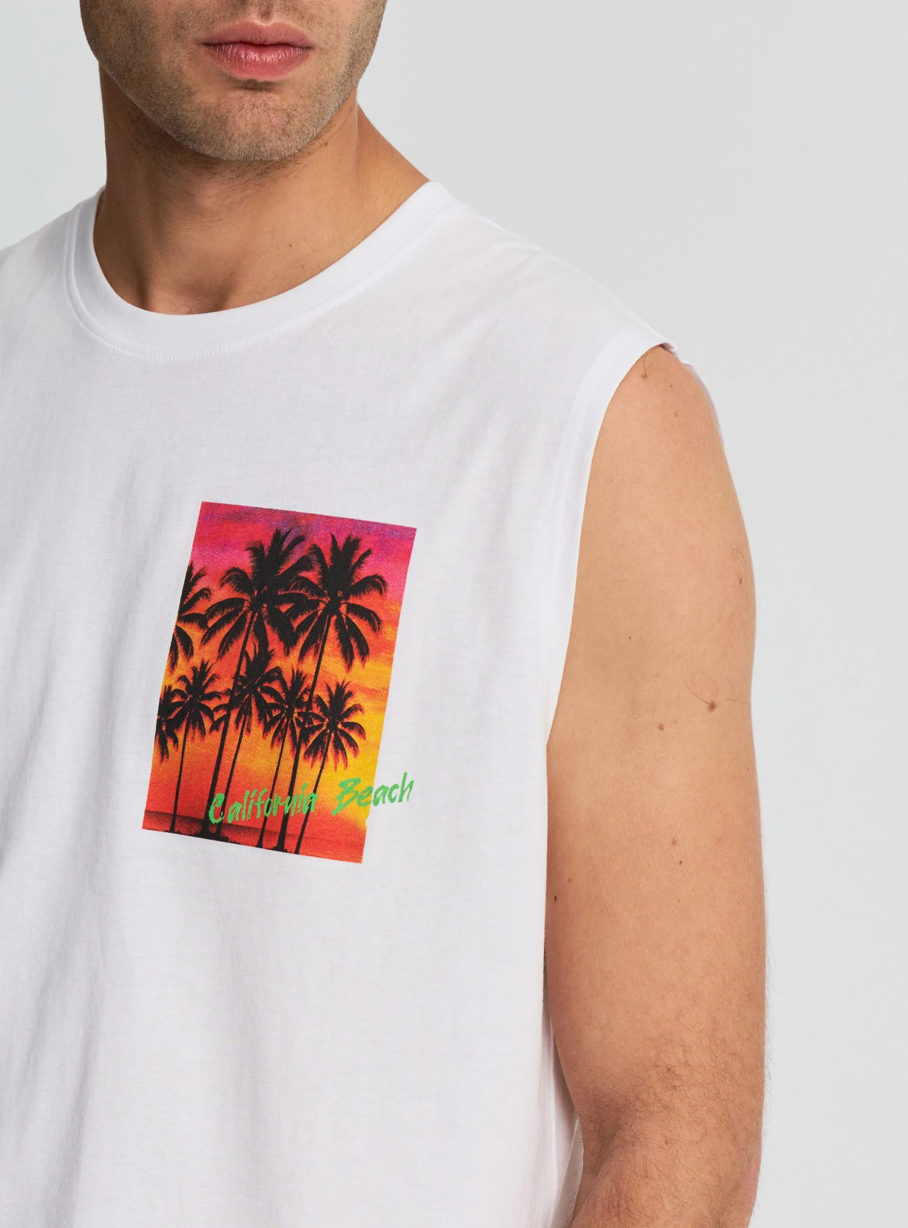 T-shirt smanicata con stampa palme fronte e retro - Image 4