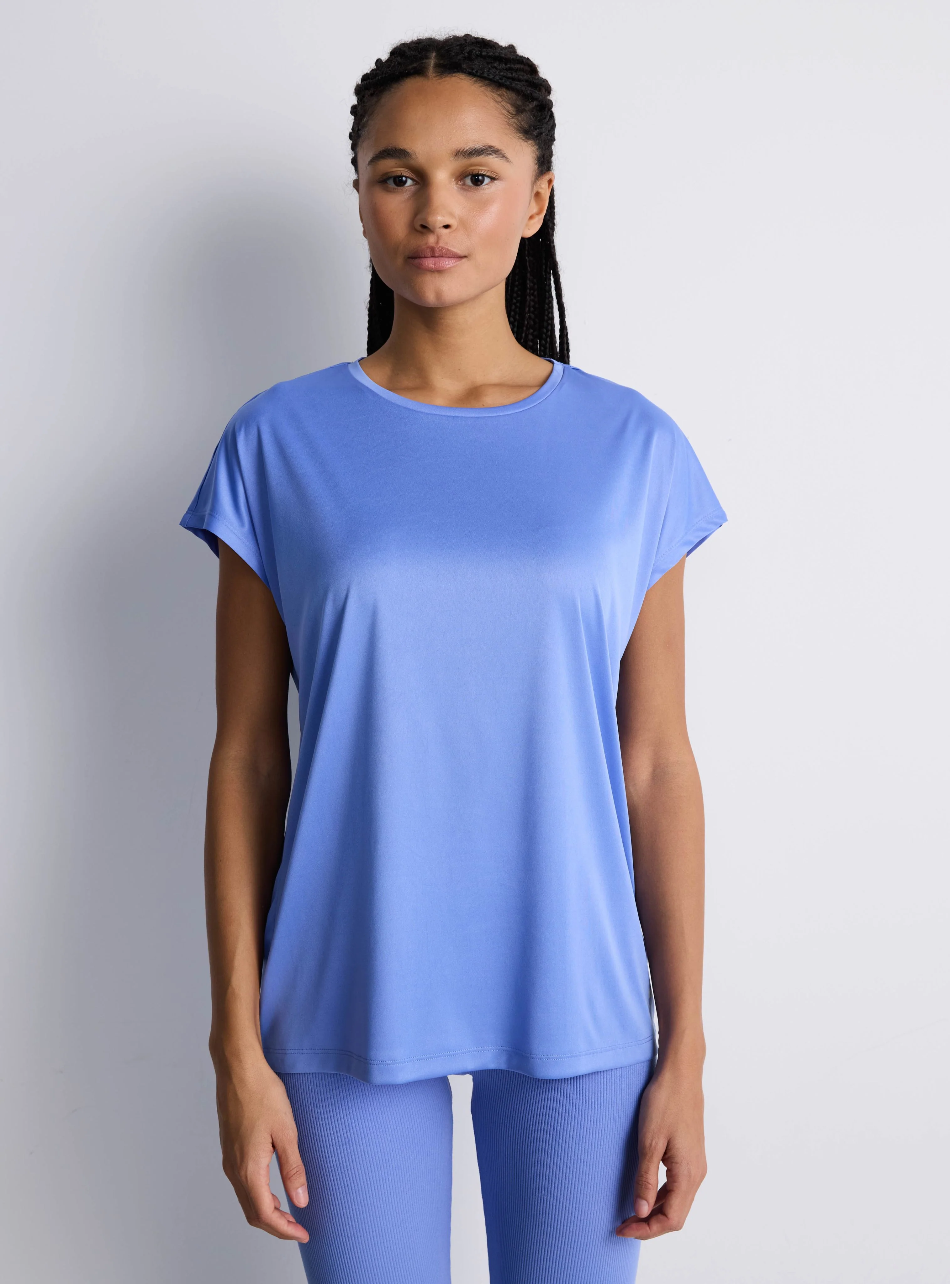 T-shirt sportiva ampia tinta unita - Image 2