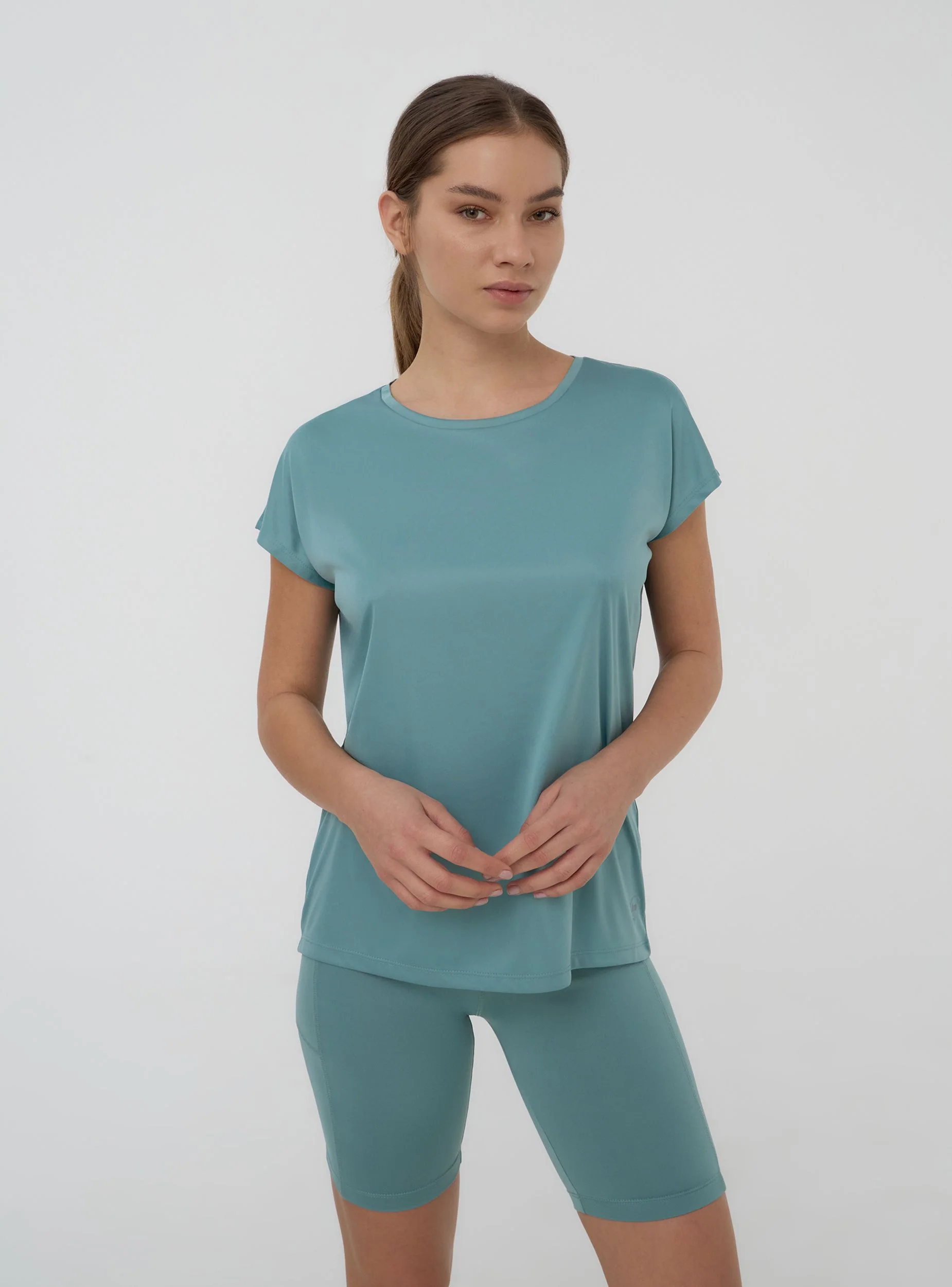 T-shirt sportiva ampia tinta unita - Image 7