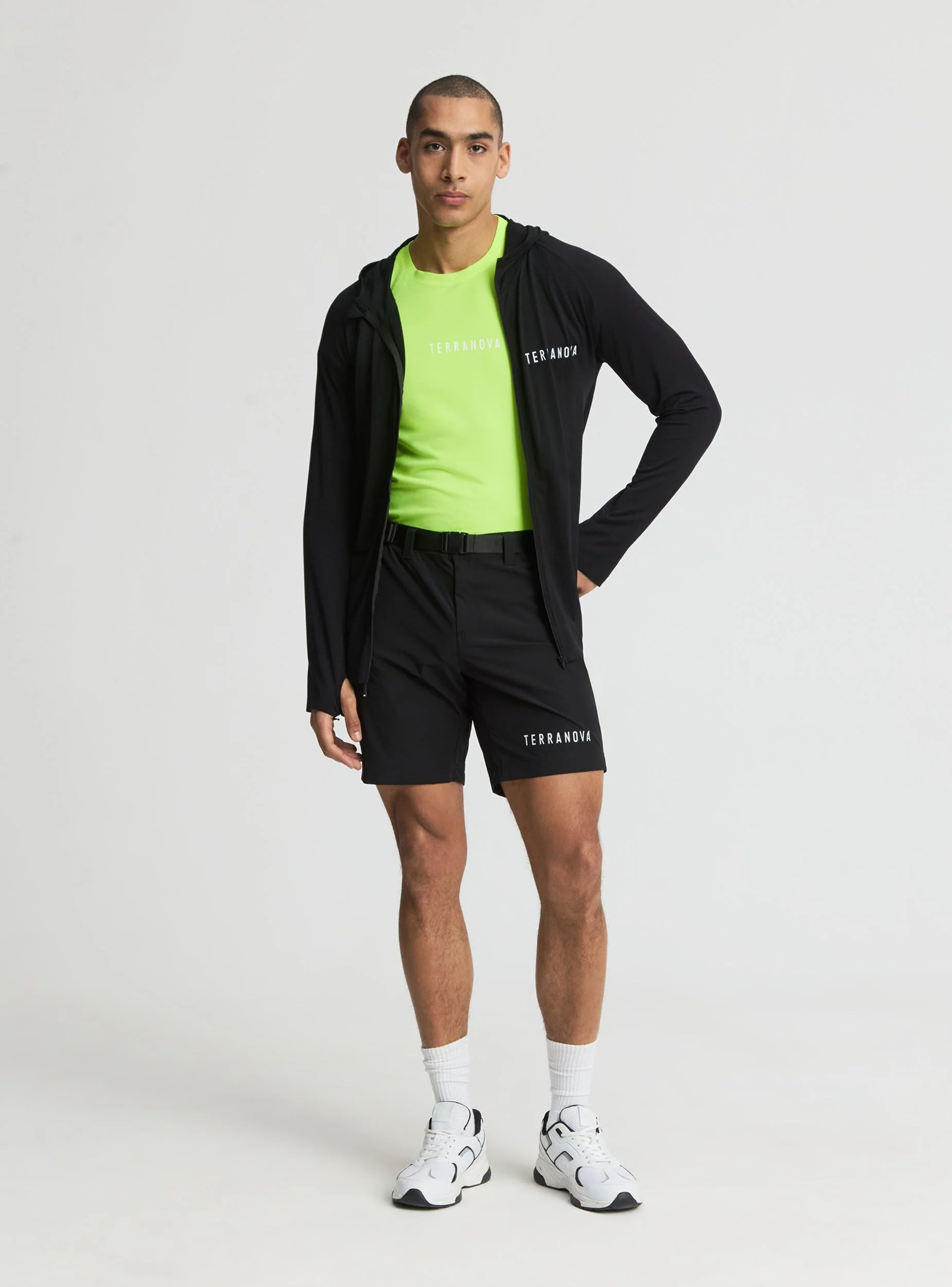 T-shirt sportiva traspirante con scritta - Image 4