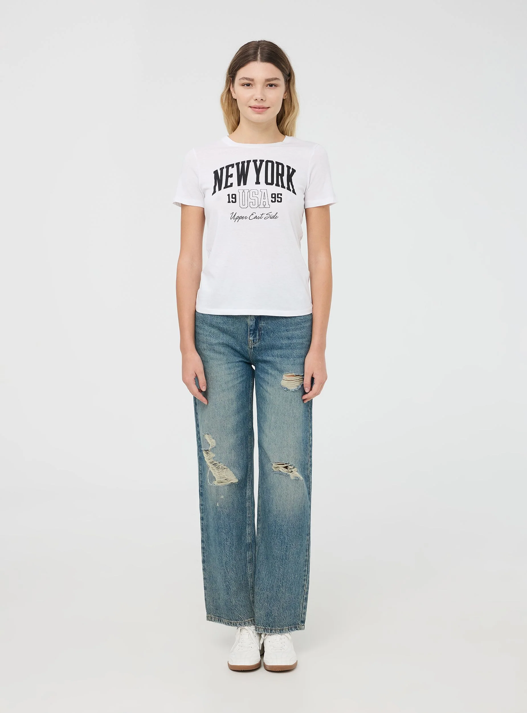 T-shirt stampa college - Image 3