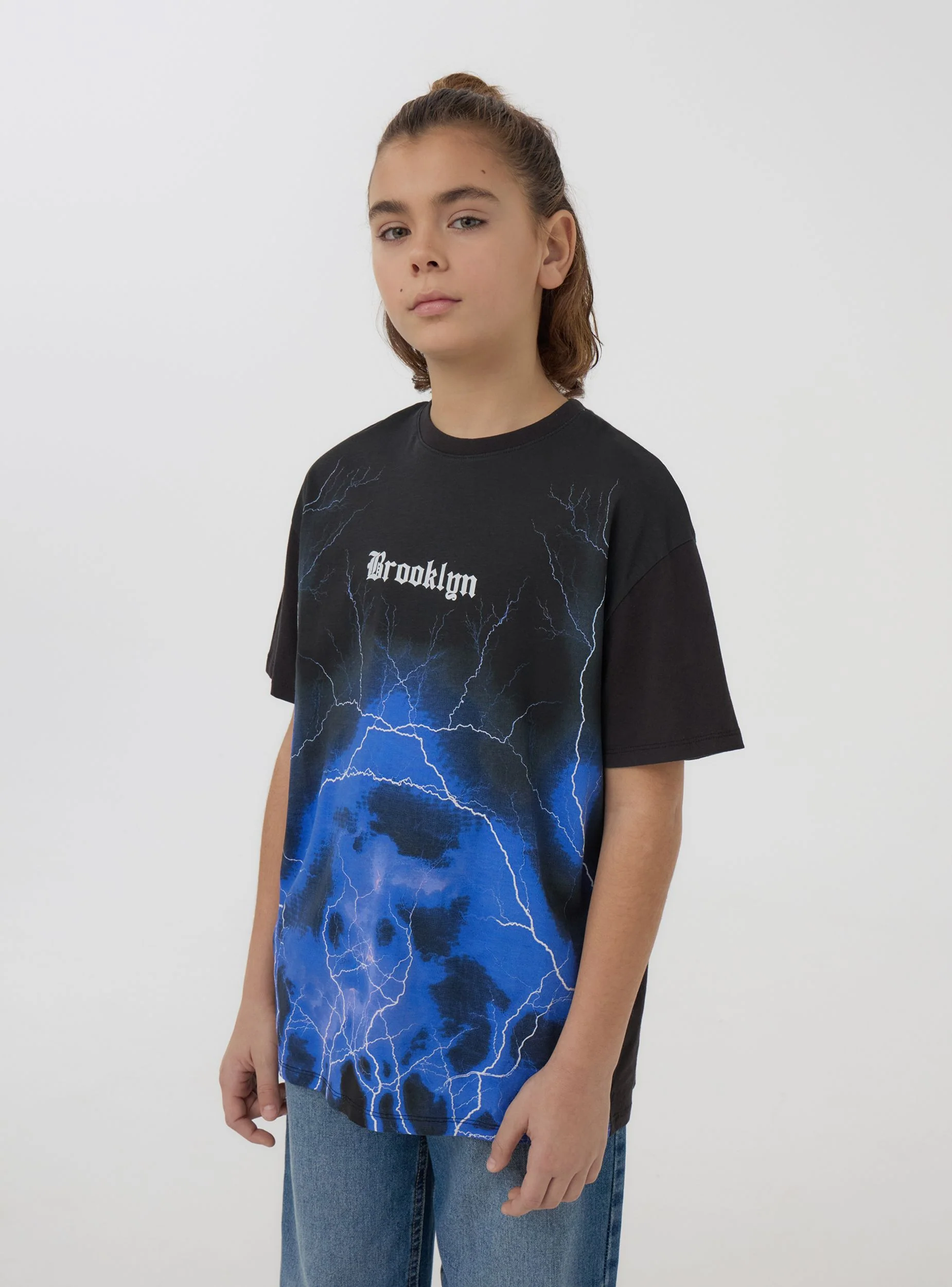 T-shirt stampa fulmini con scritta - Image 3