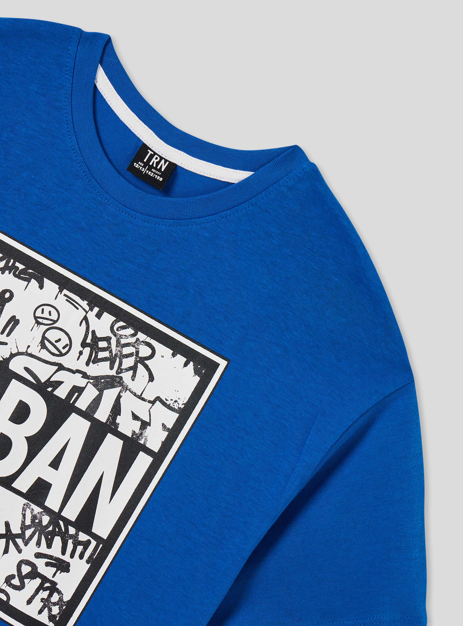 T-shirt stampa stile graffiti - Image 4