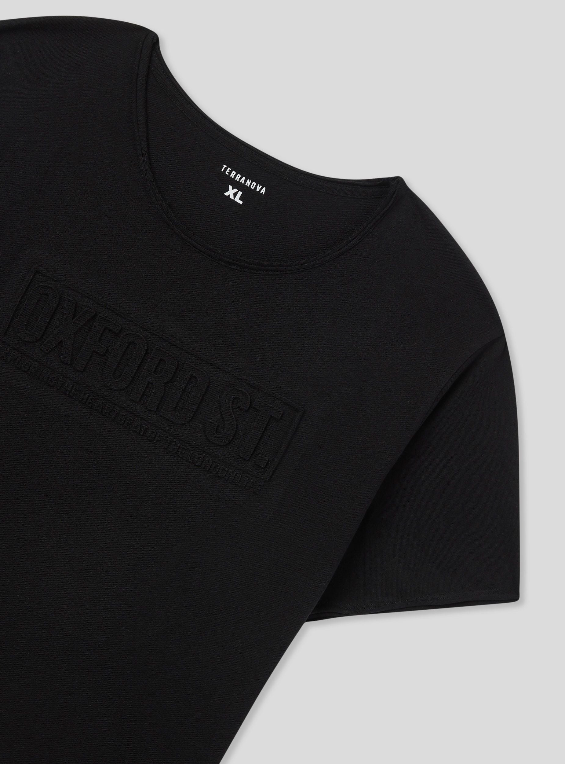 T-shirt taglio vivo con scritta 3D - Image 2