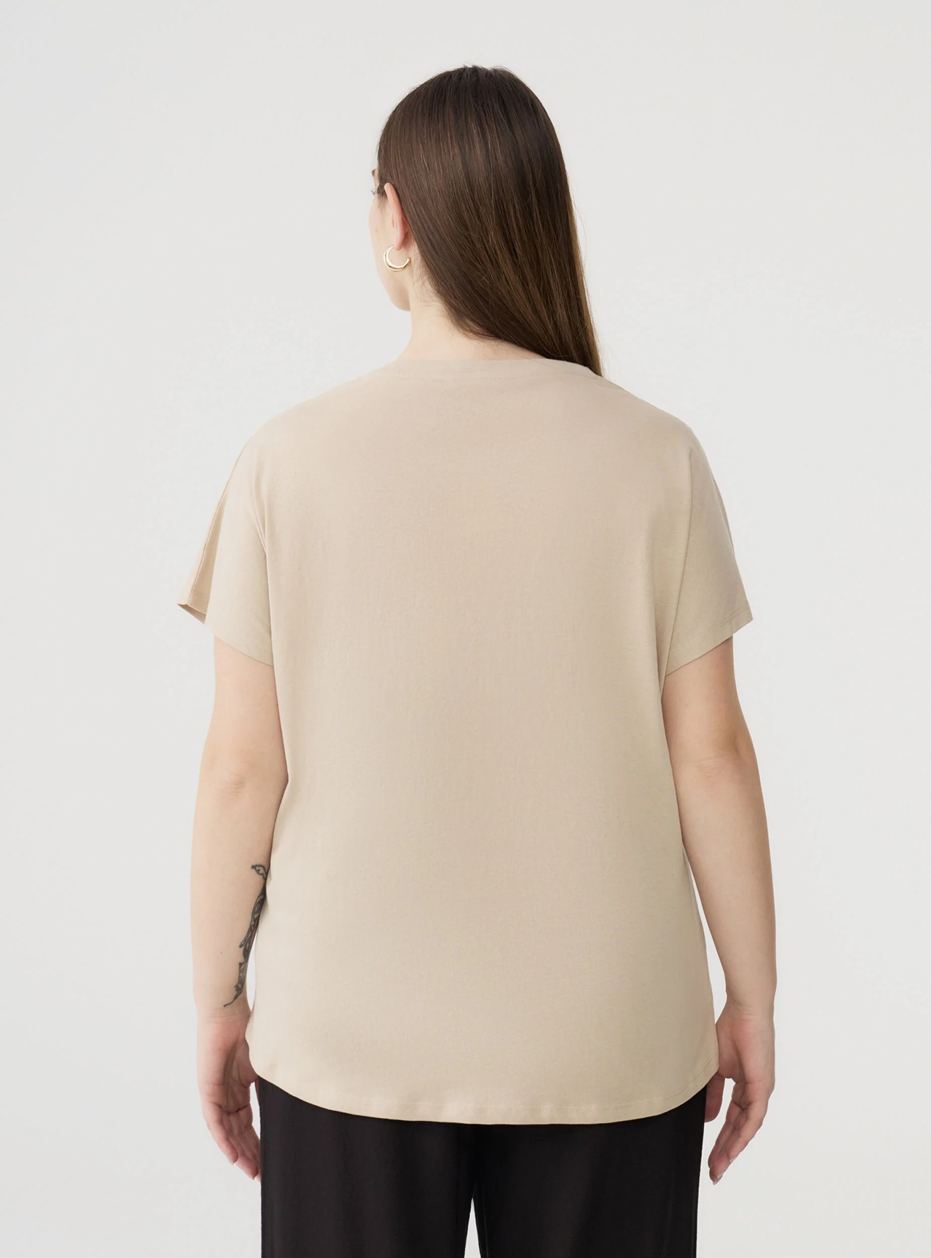 T-shirt tinta unita ampia - Image 2