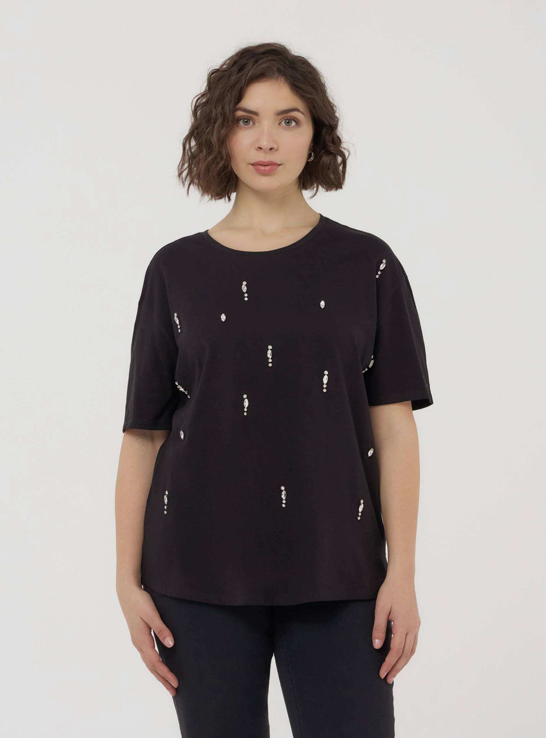 T-shirt tinta unita con strass - Image 4