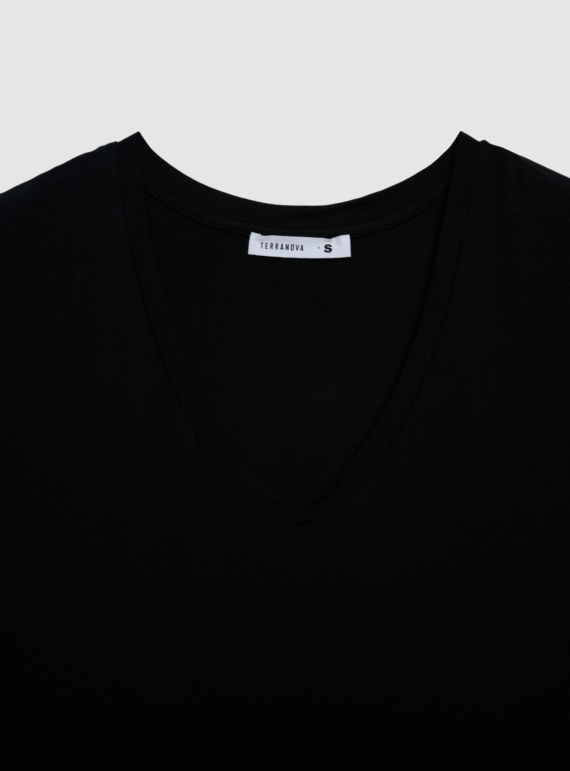 T-shirt tinta unita scollo a V - Image 7
