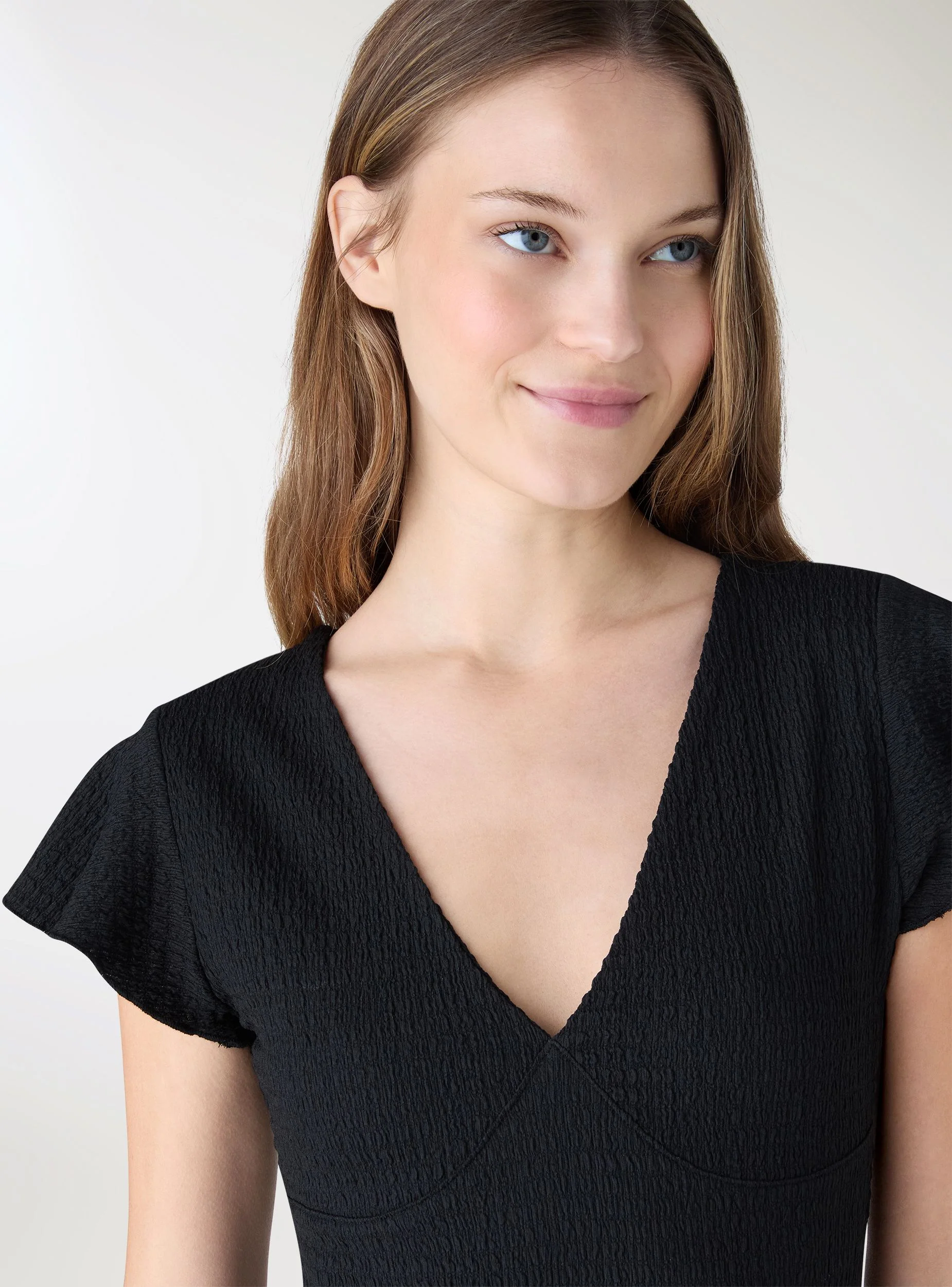 T-shirt volant con scollo a v - Image 3