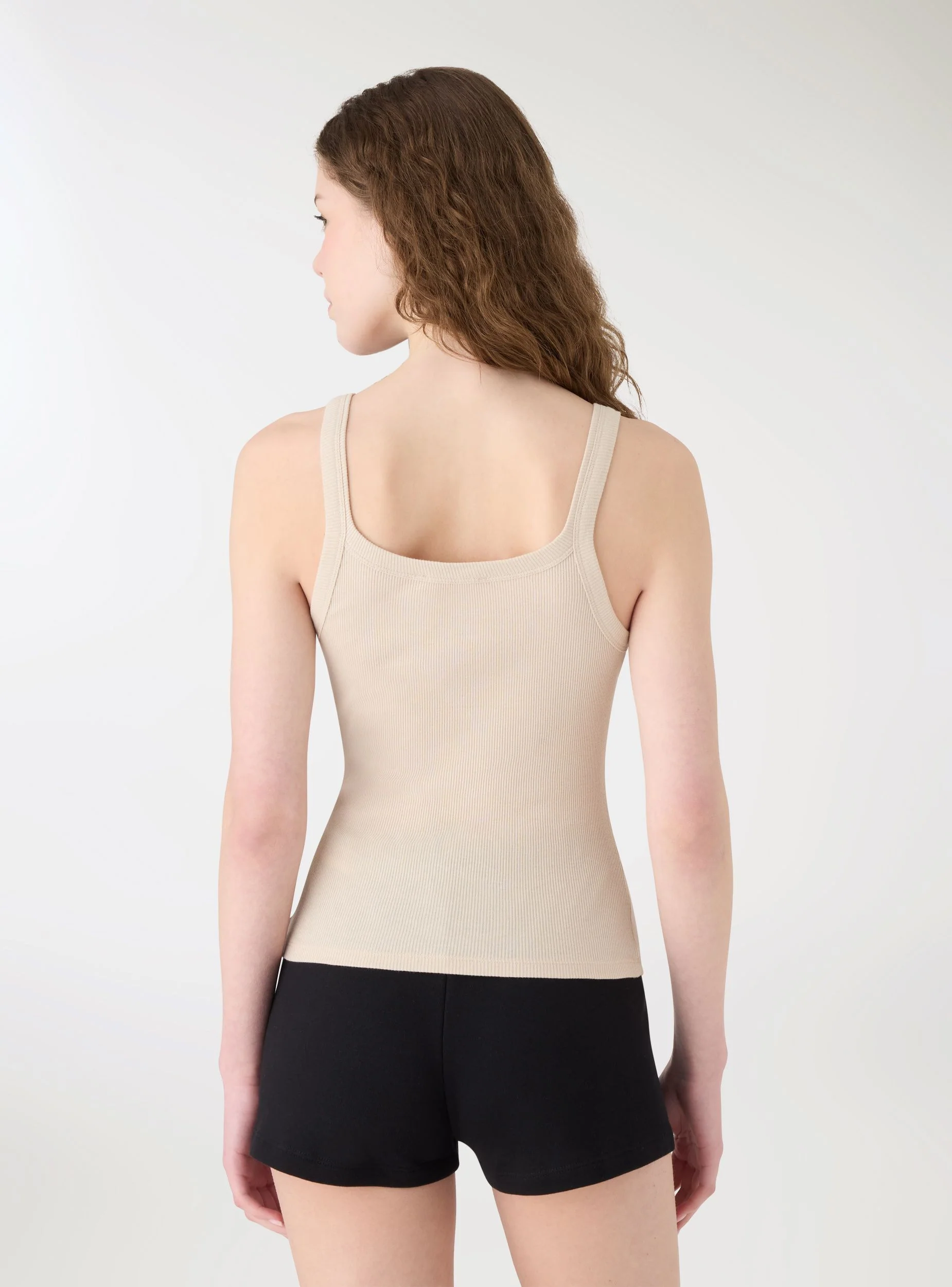 Top a costine con spalline sottili - Image 2