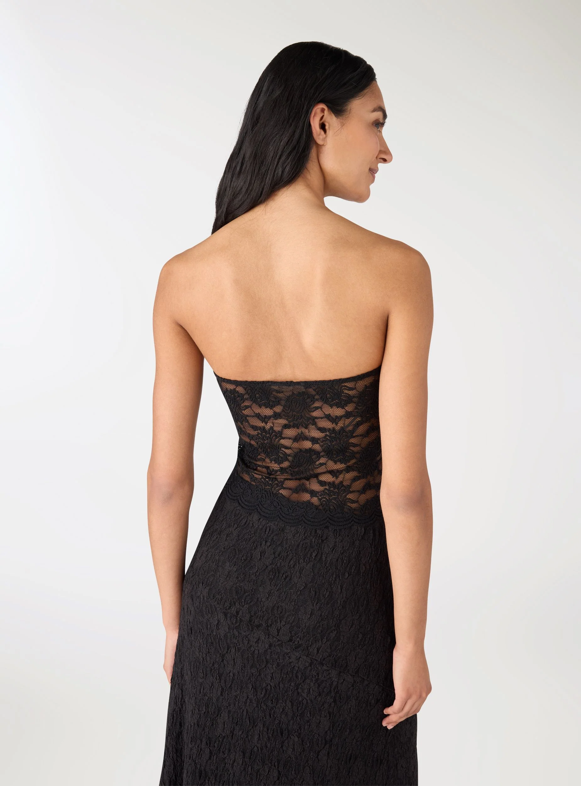 Top a fascia in pizzo