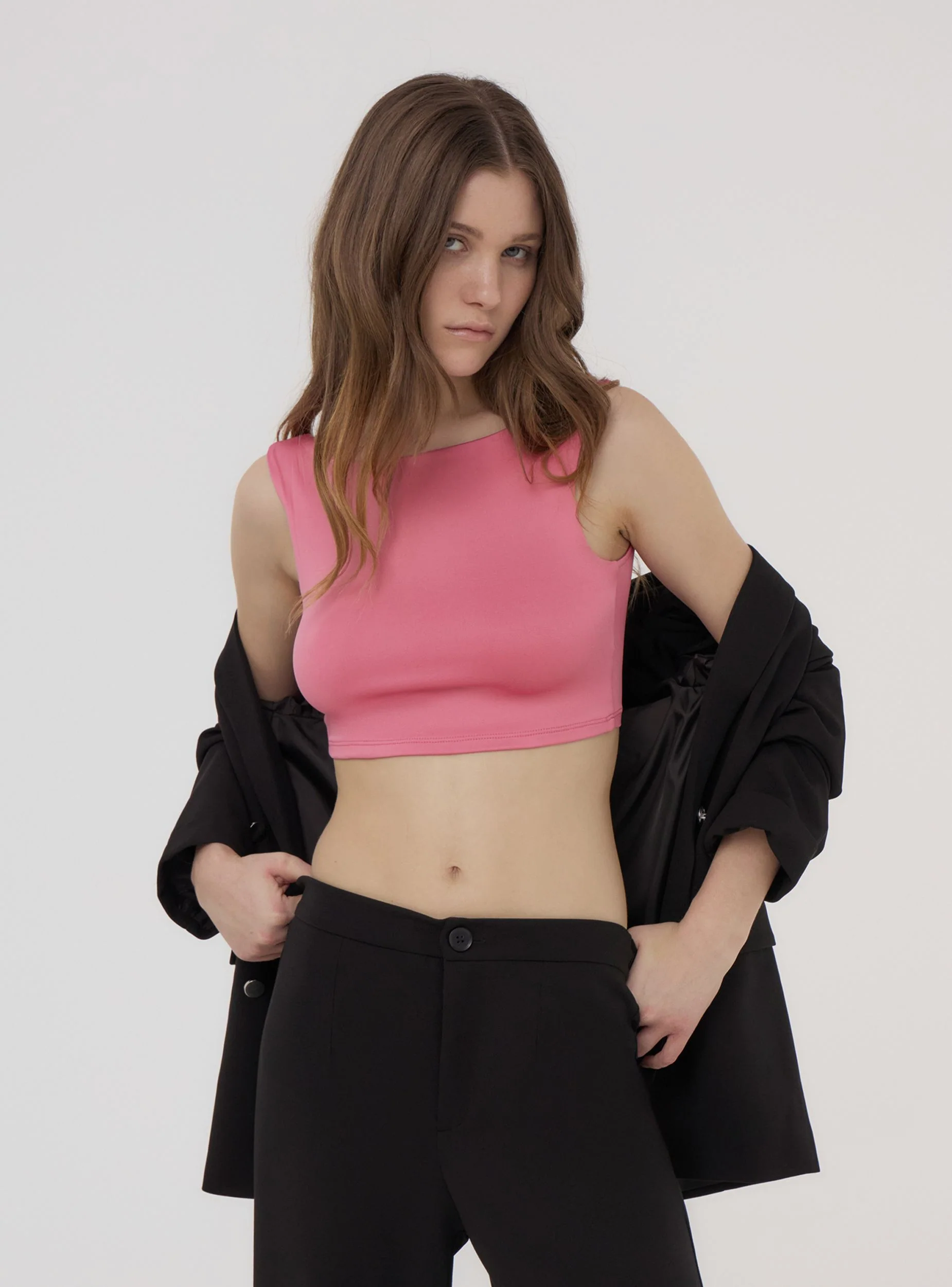 Top crop con schiena scoperta