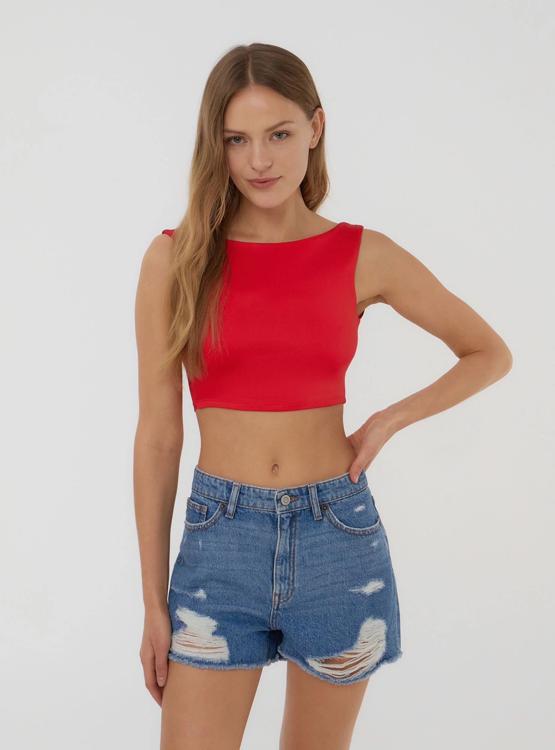 Top crop con schiena scoperta