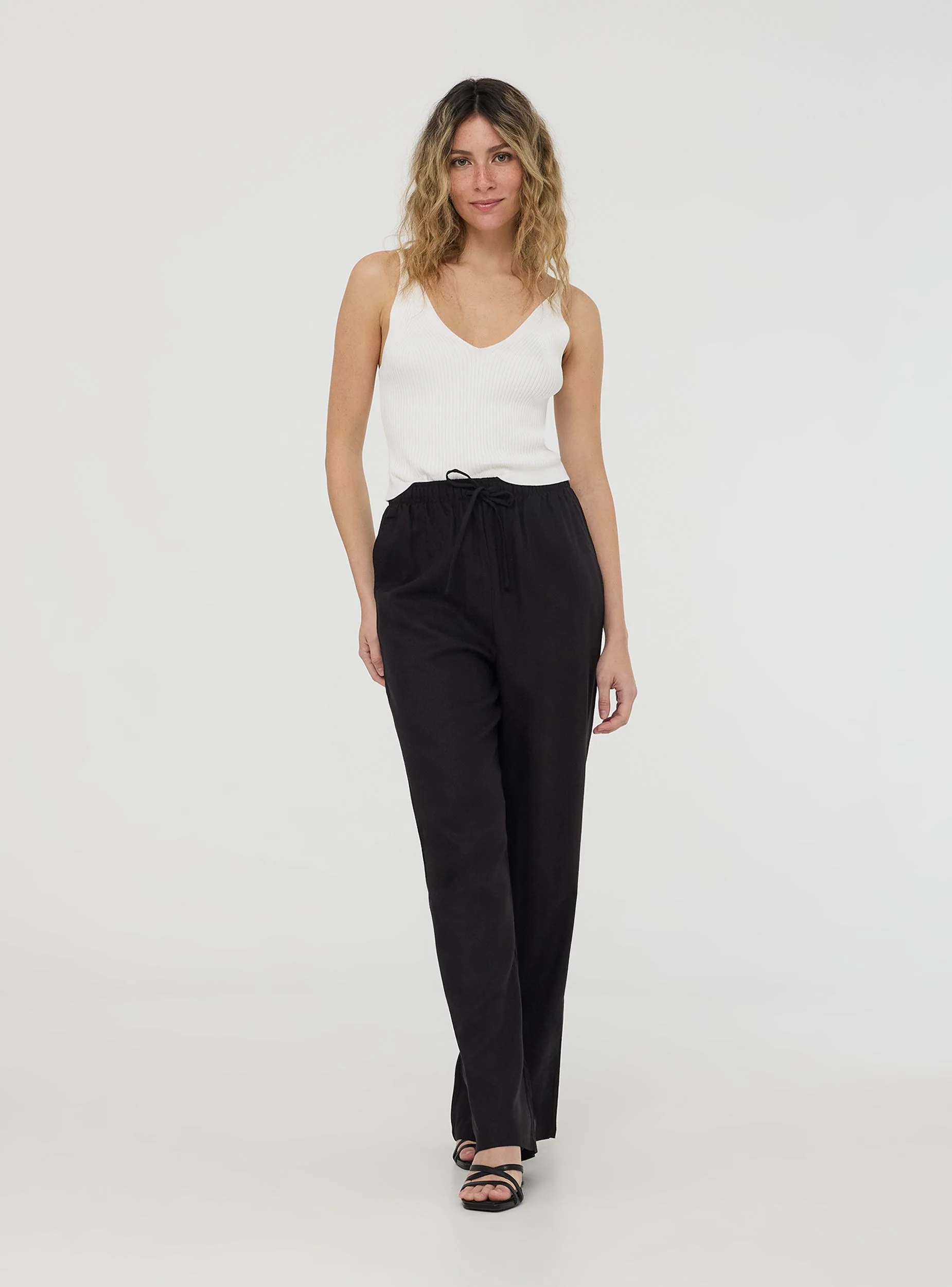 Top in maglia con scollo a v - Image 2