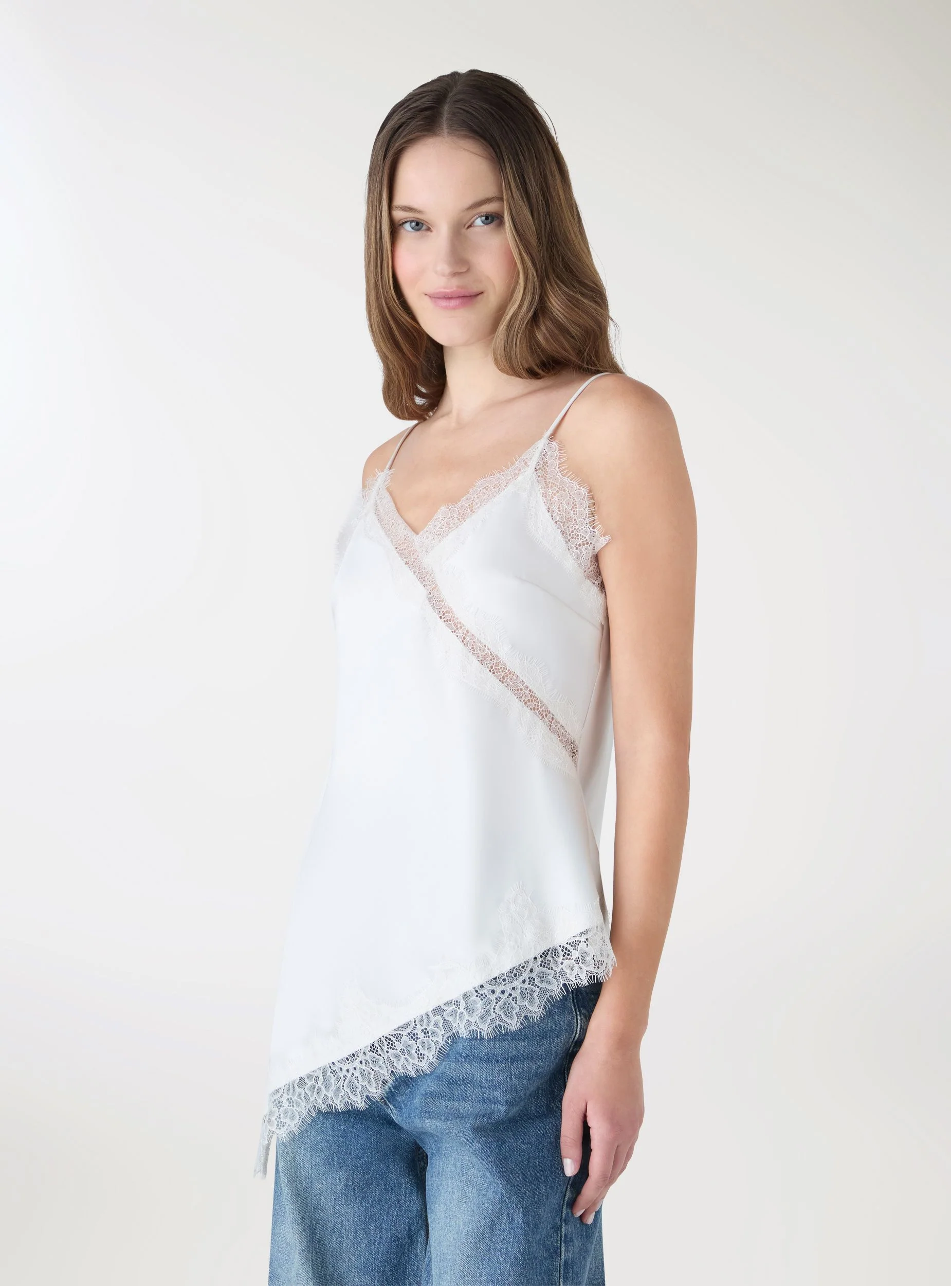 Top lingerie asimmetrico in satin