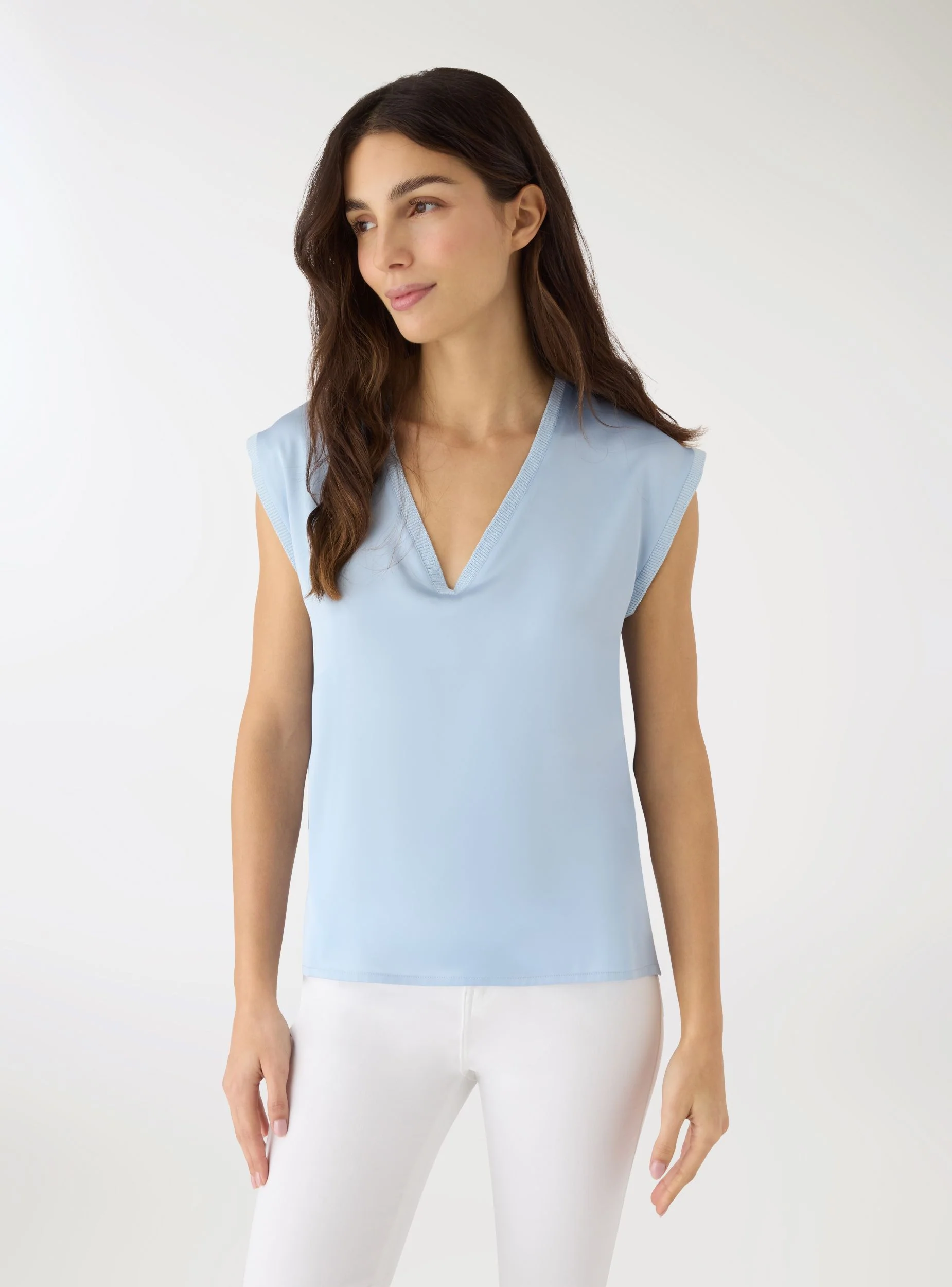 Top scollo a v satin - Image 4