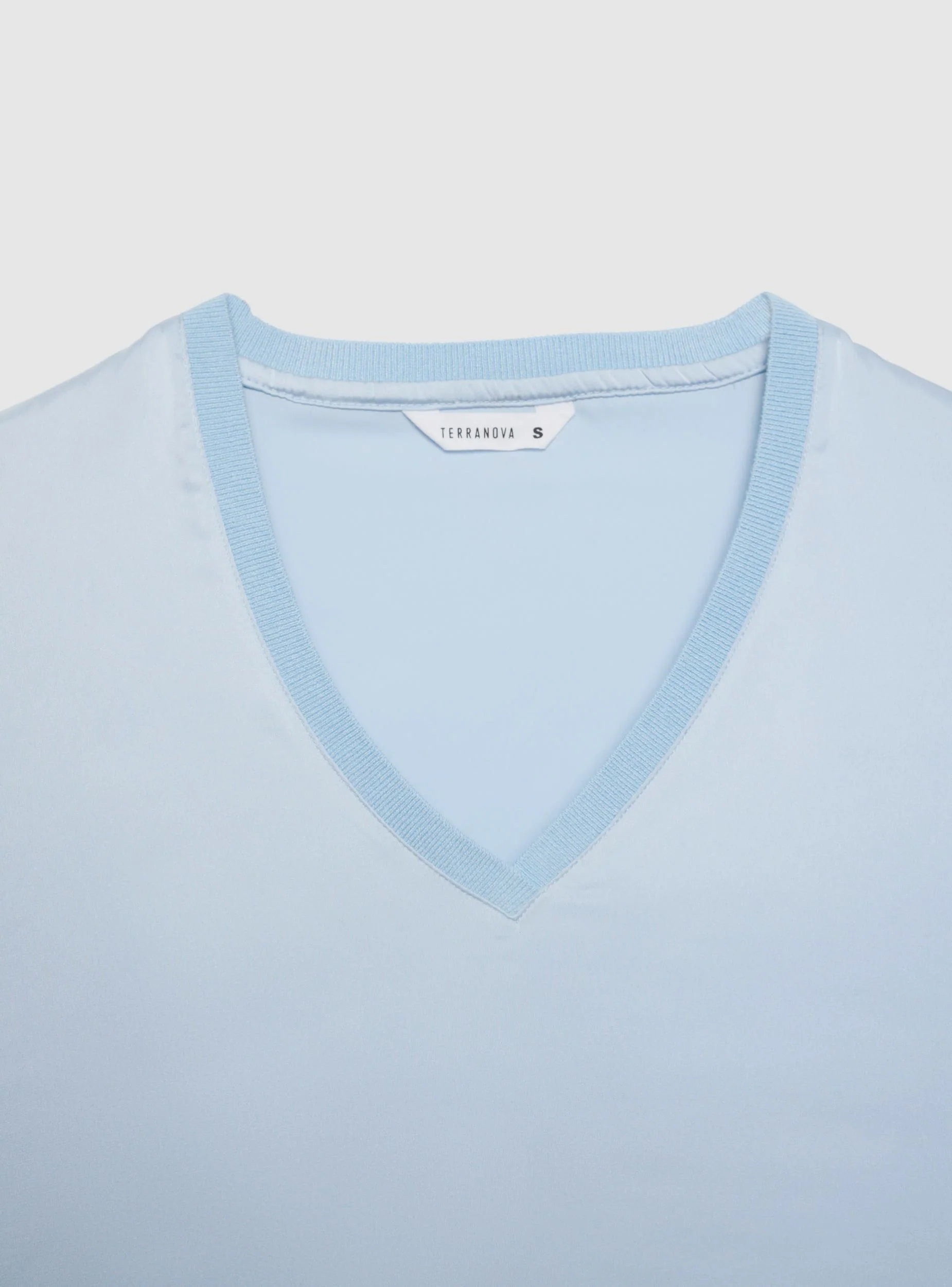 Top scollo a v satin - Image 5