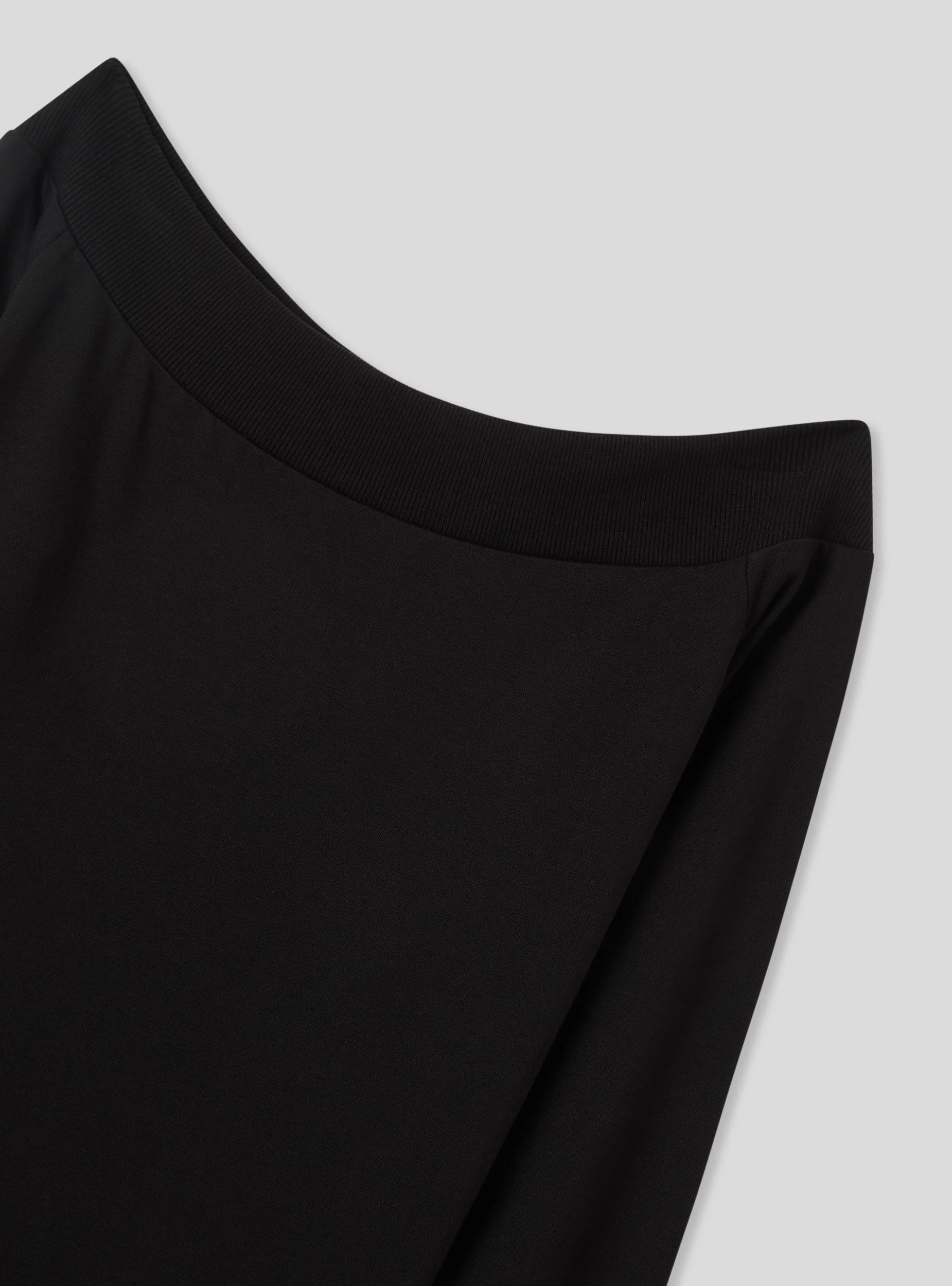 Vestito a felpa con spalle scoperte - Image 6