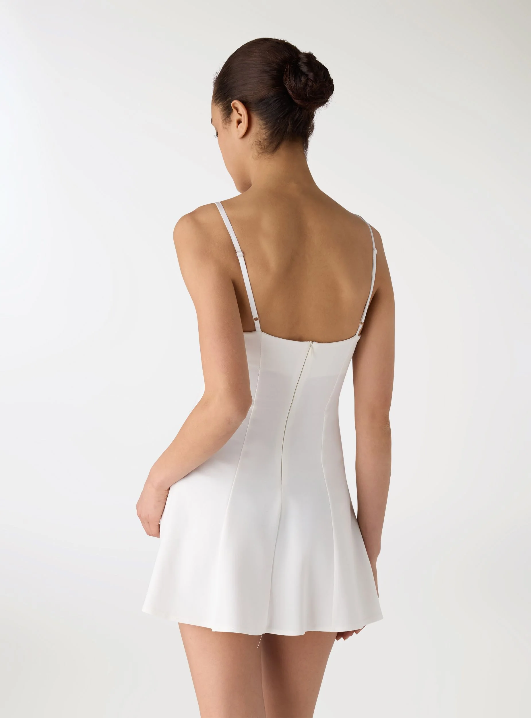 Vestito a godet con scollo a cuore - Image 3